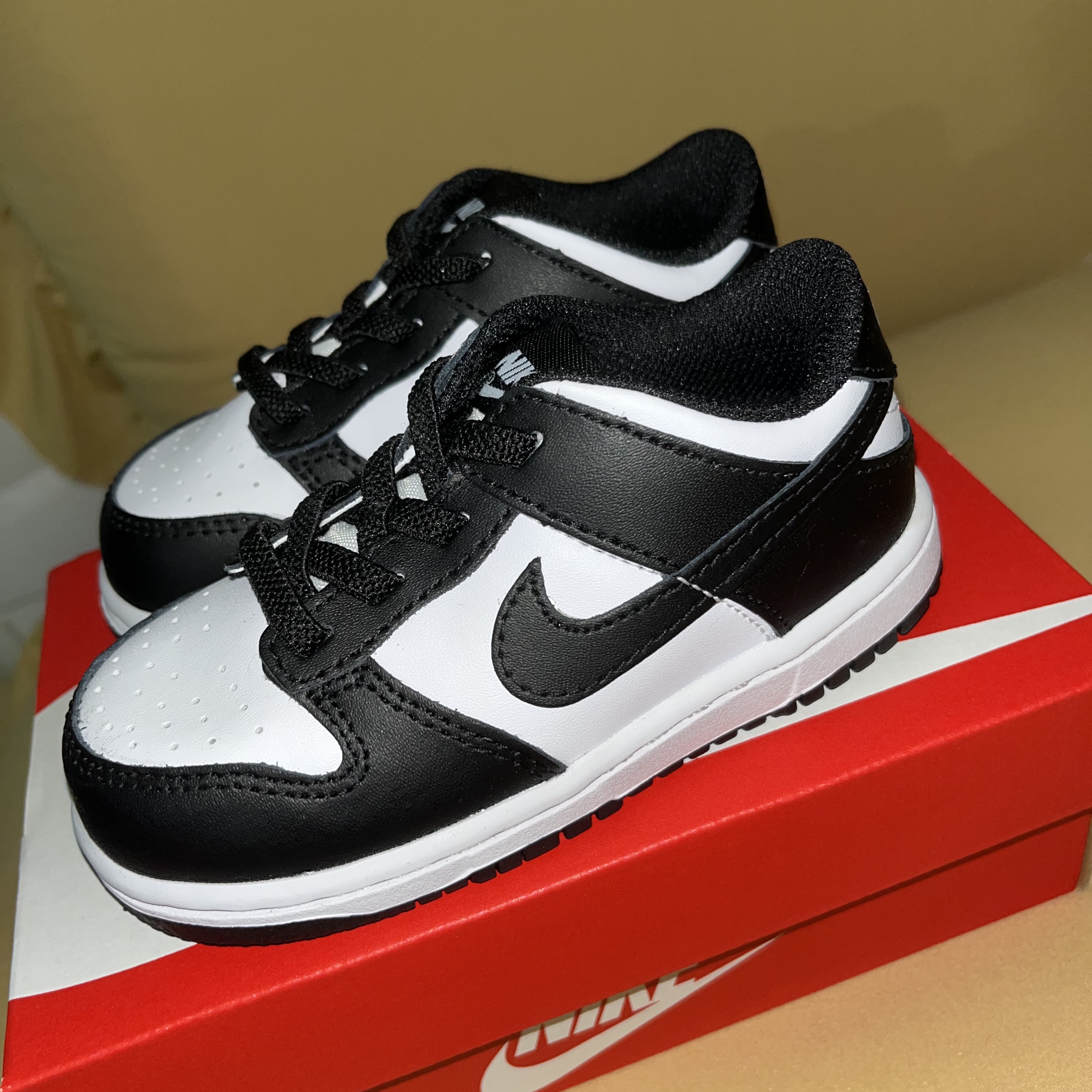 (TD) Nike Dunk Low Black 착용 스타일 - 2