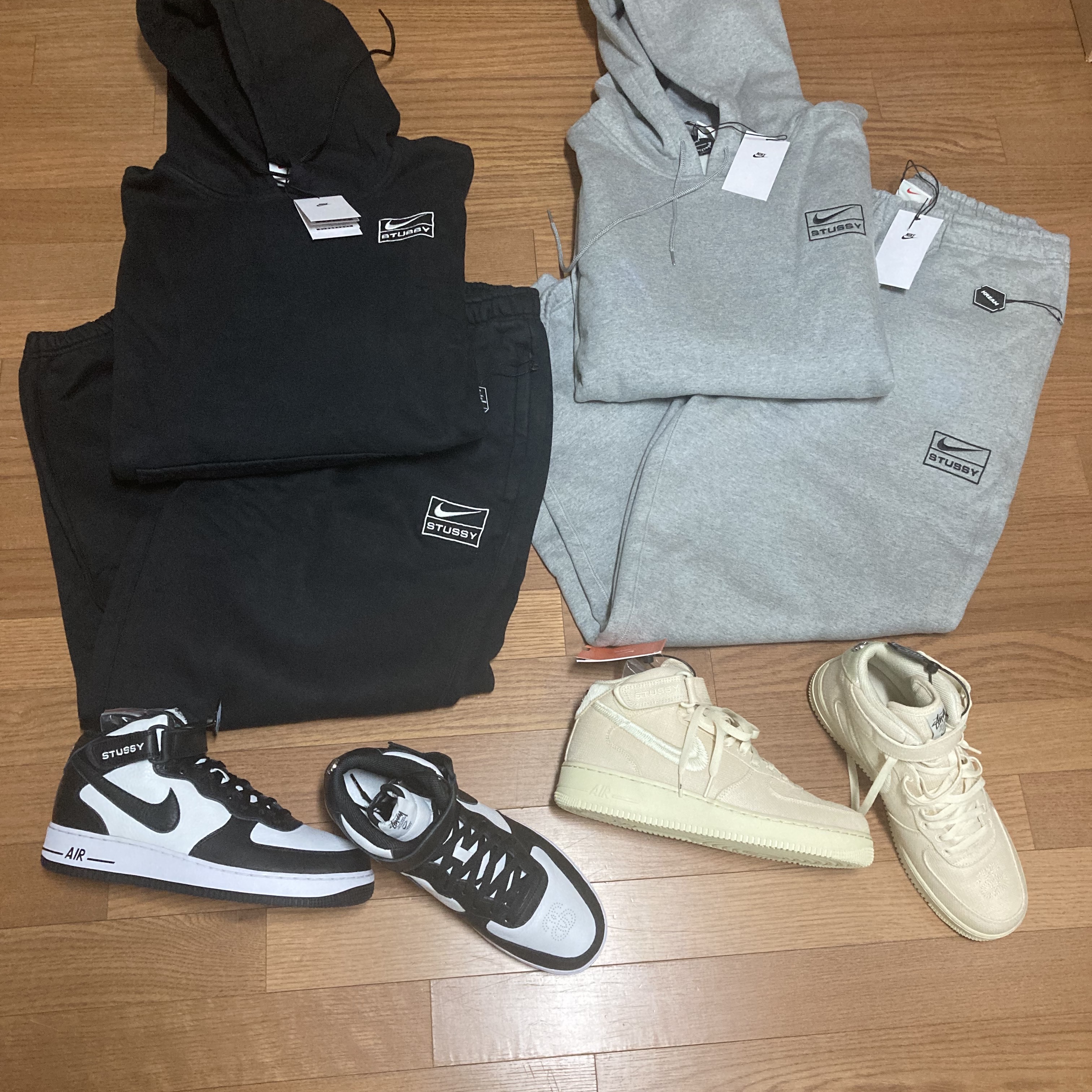 Nike x Stussy Air Force 1 '07 Mid SP Black and Light Bone, Nike x Stussy NRG RA Washed Pullover Hoodie Black (DN4028-010) 착용 스타일
