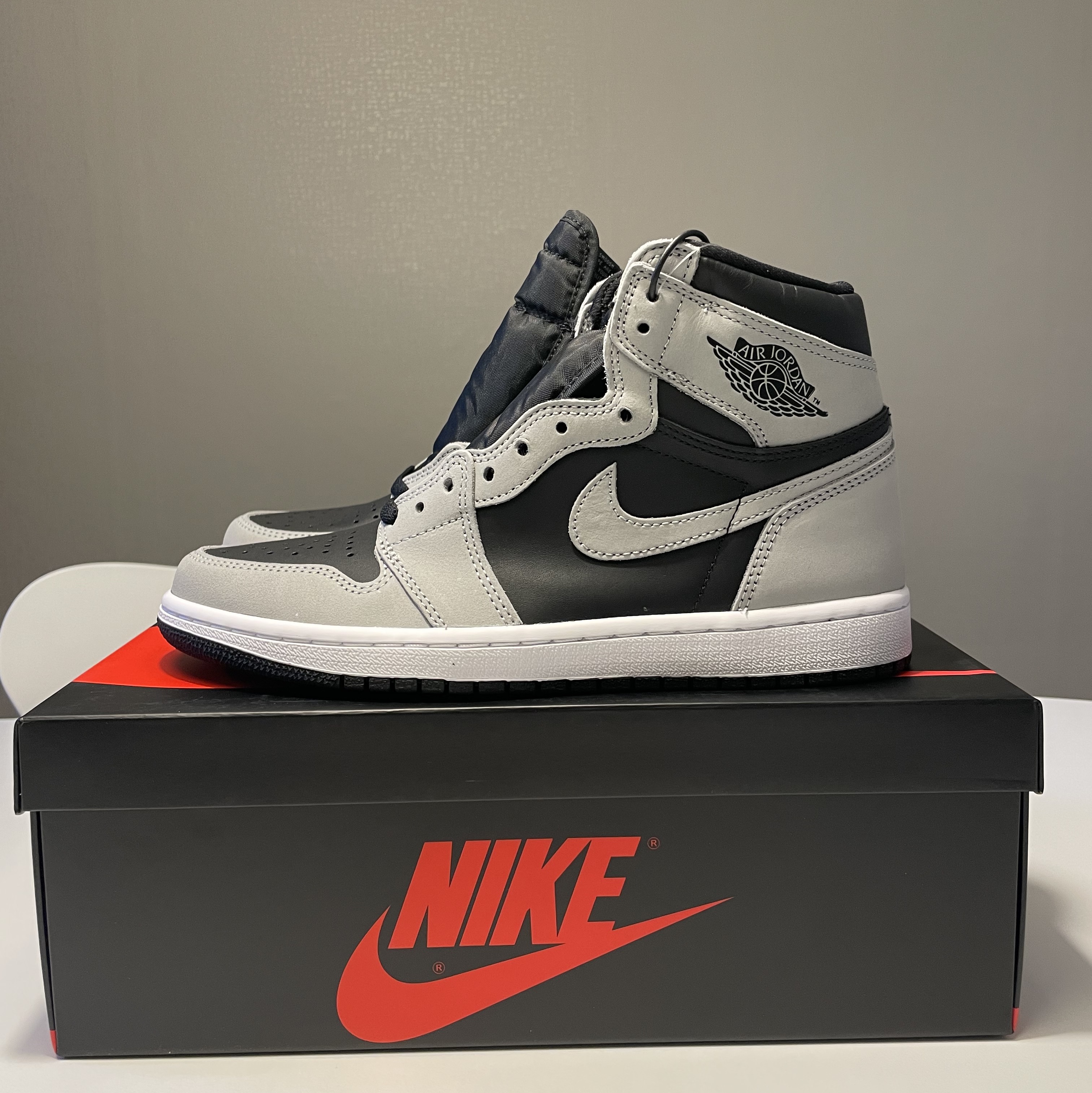 Jordan 1 Retro High OG Shadow 2.0 착용 스타일 - 4