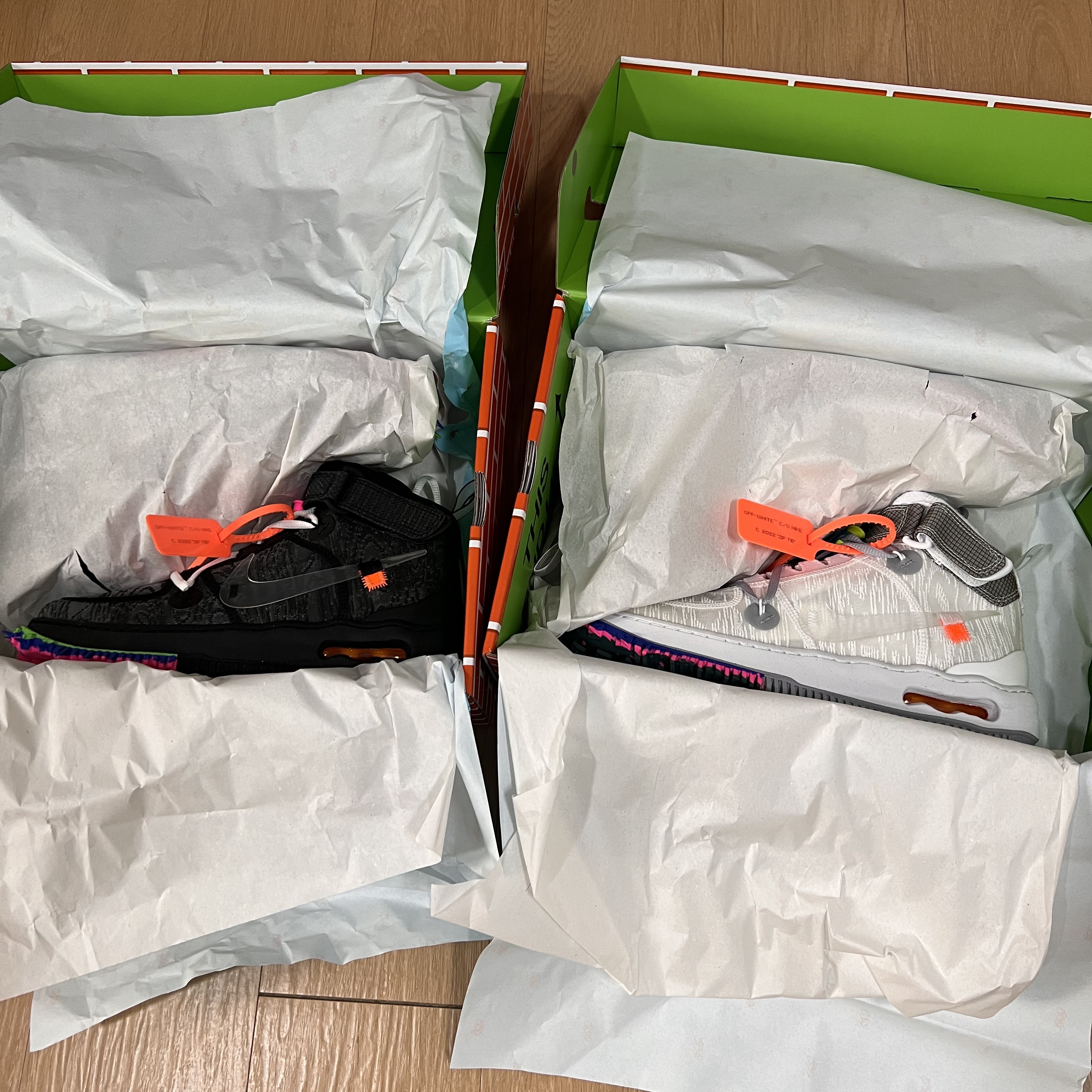 Nike x Off-White Air Force 1 Mid SP White, Nike x Off-White Air Force 1 Mid SP Black 착용 스타일
