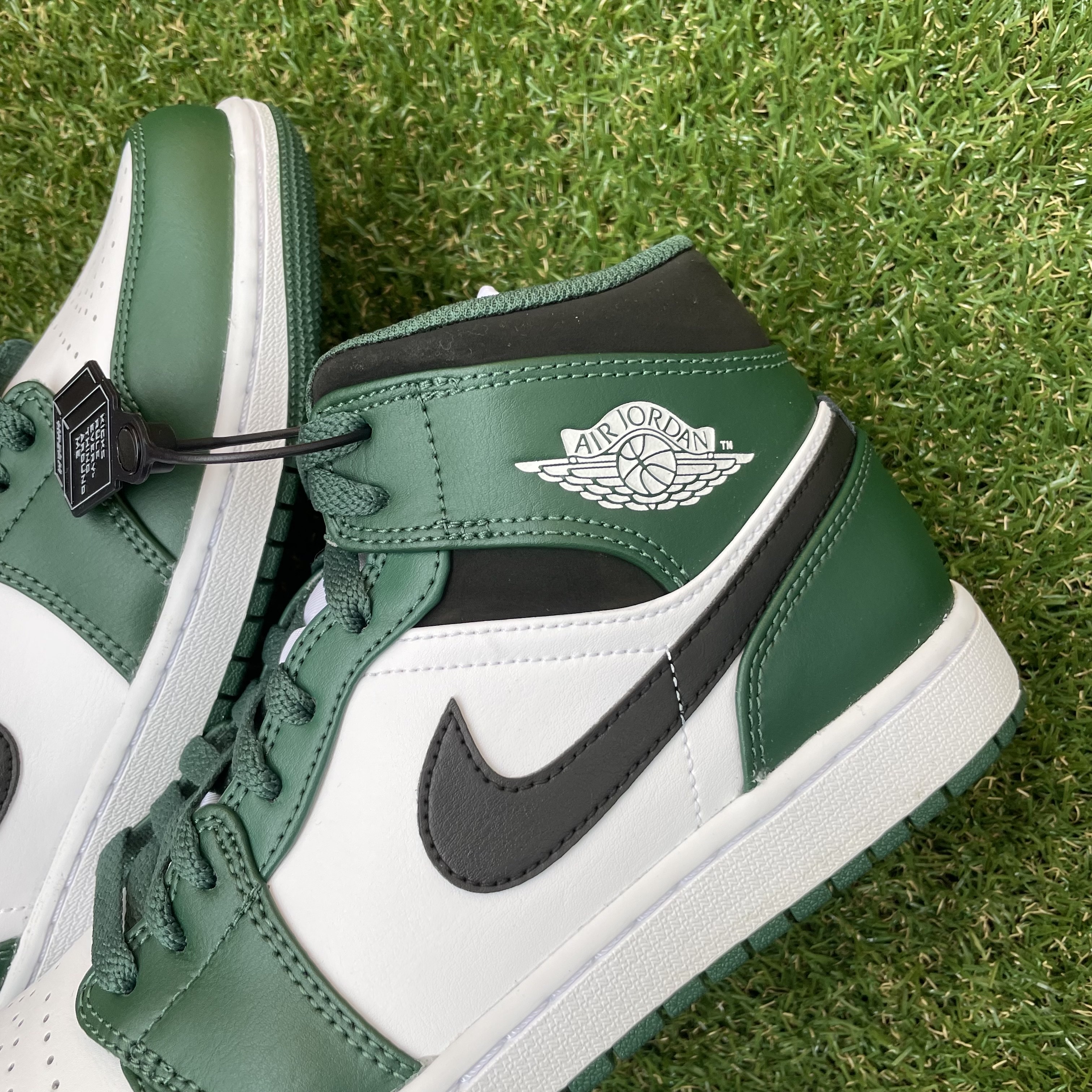 Jordan 1 Mid Sonics 2021 착용 스타일 - 2