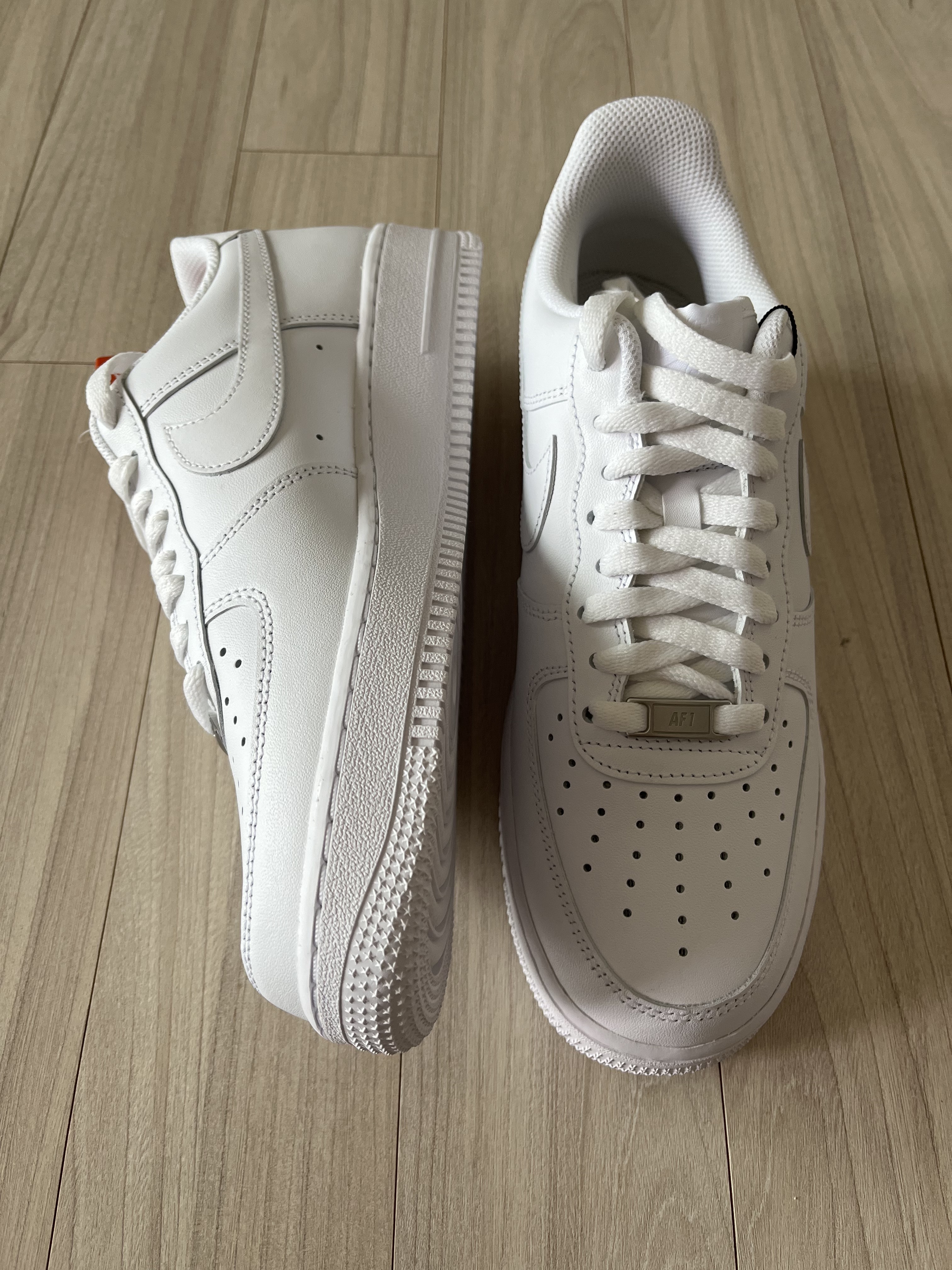 Nike Air Force 1 '07 Low White 착용 스타일 - 2