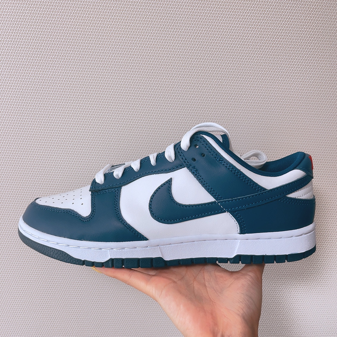 Nike Dunk Low Retro Valerian Blue 착용 스타일