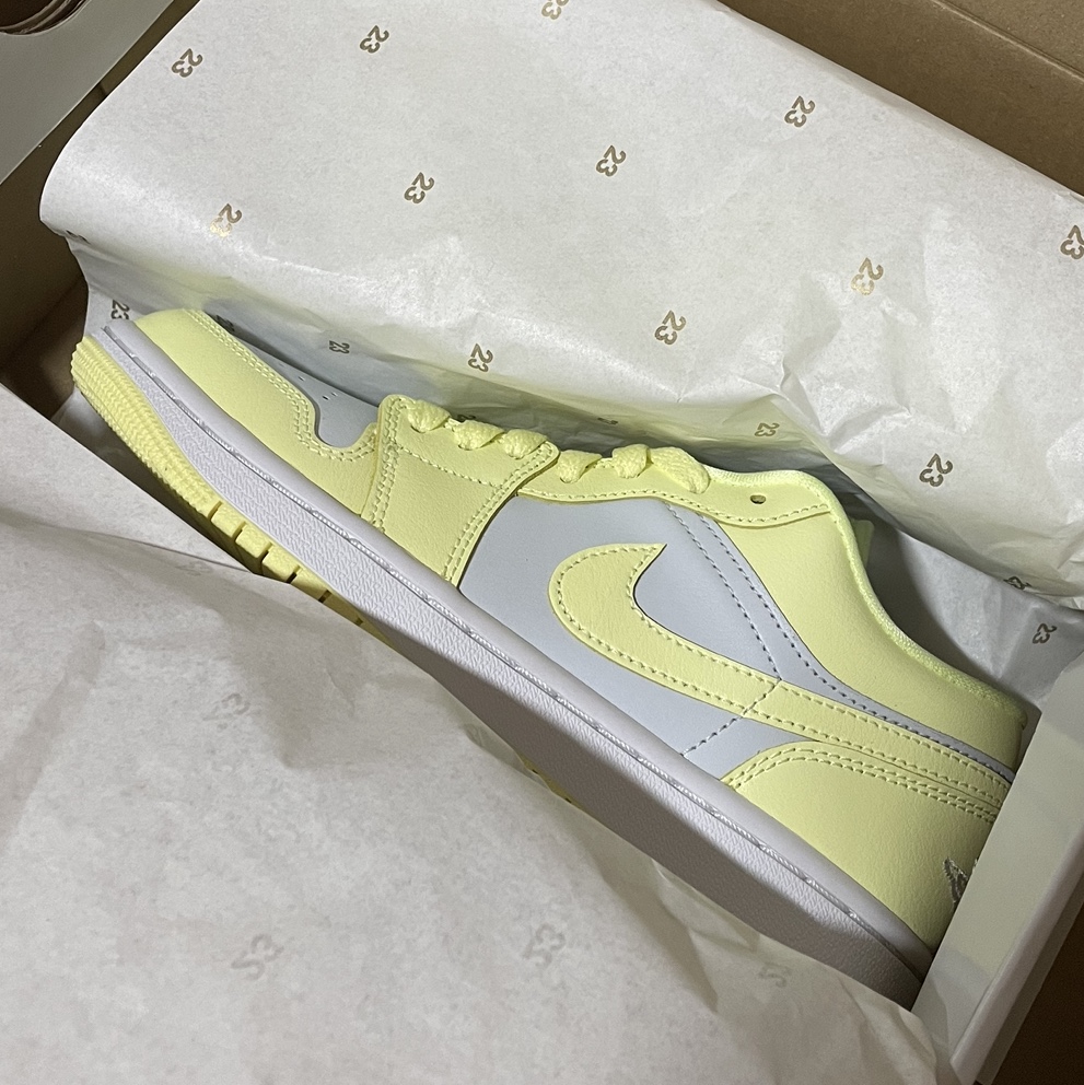 (W) Jordan 1 Low Citron Tint 착용 스타일