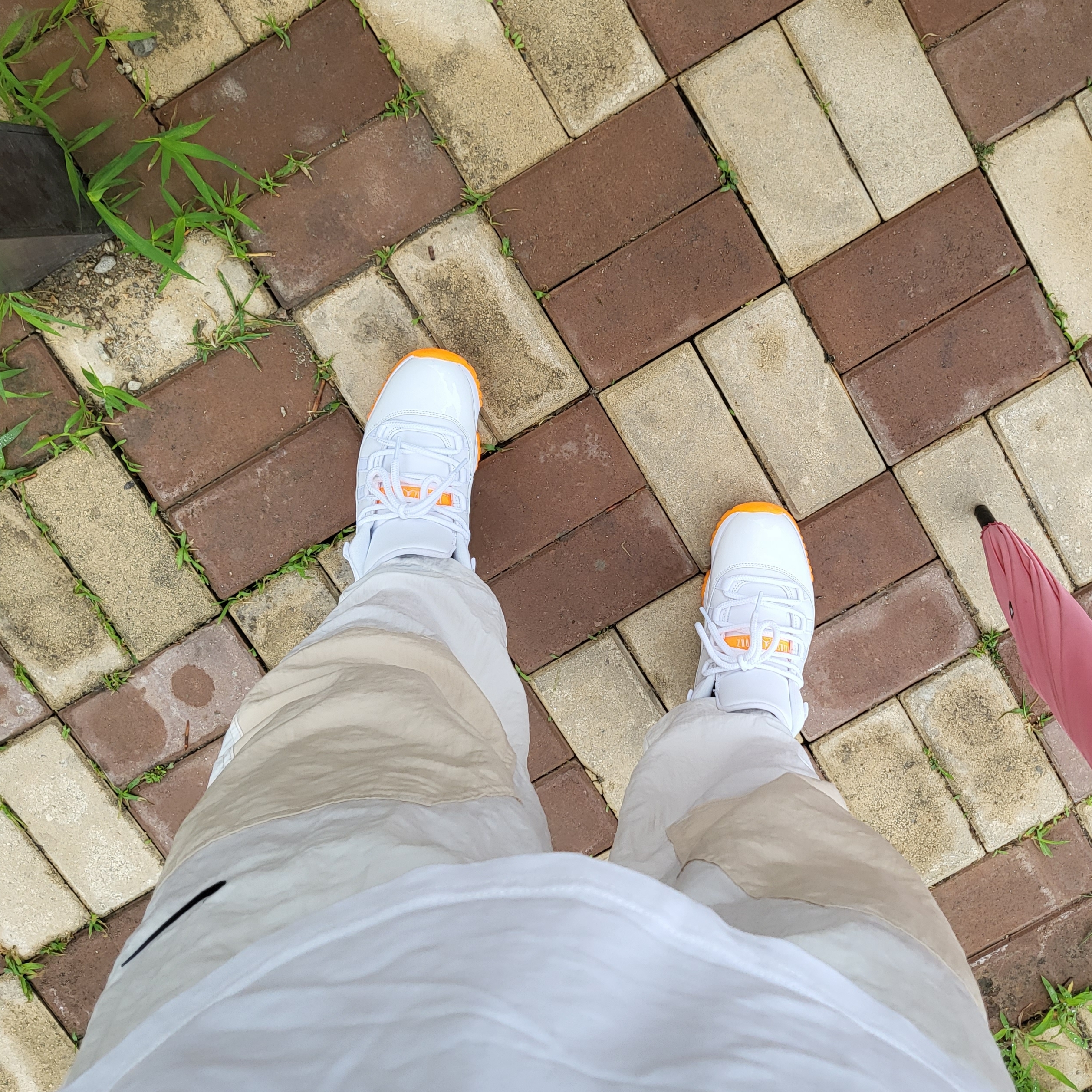 (W) Jordan 11 Retro Low Bright Citrus 착용 스타일