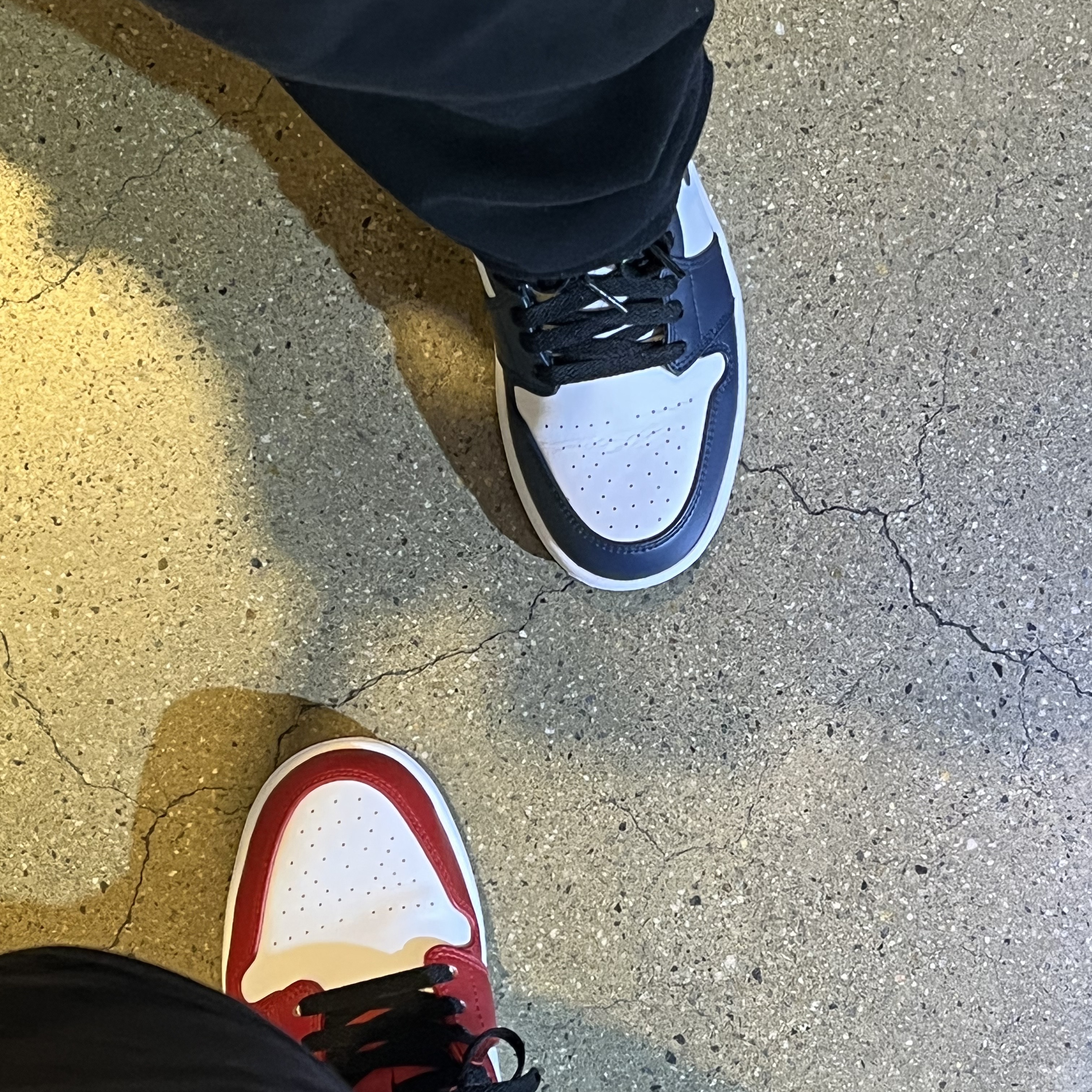 Jordan 1 Mid Dark Teal, Jordan 1 Low White Gym Red Black 착용 스타일