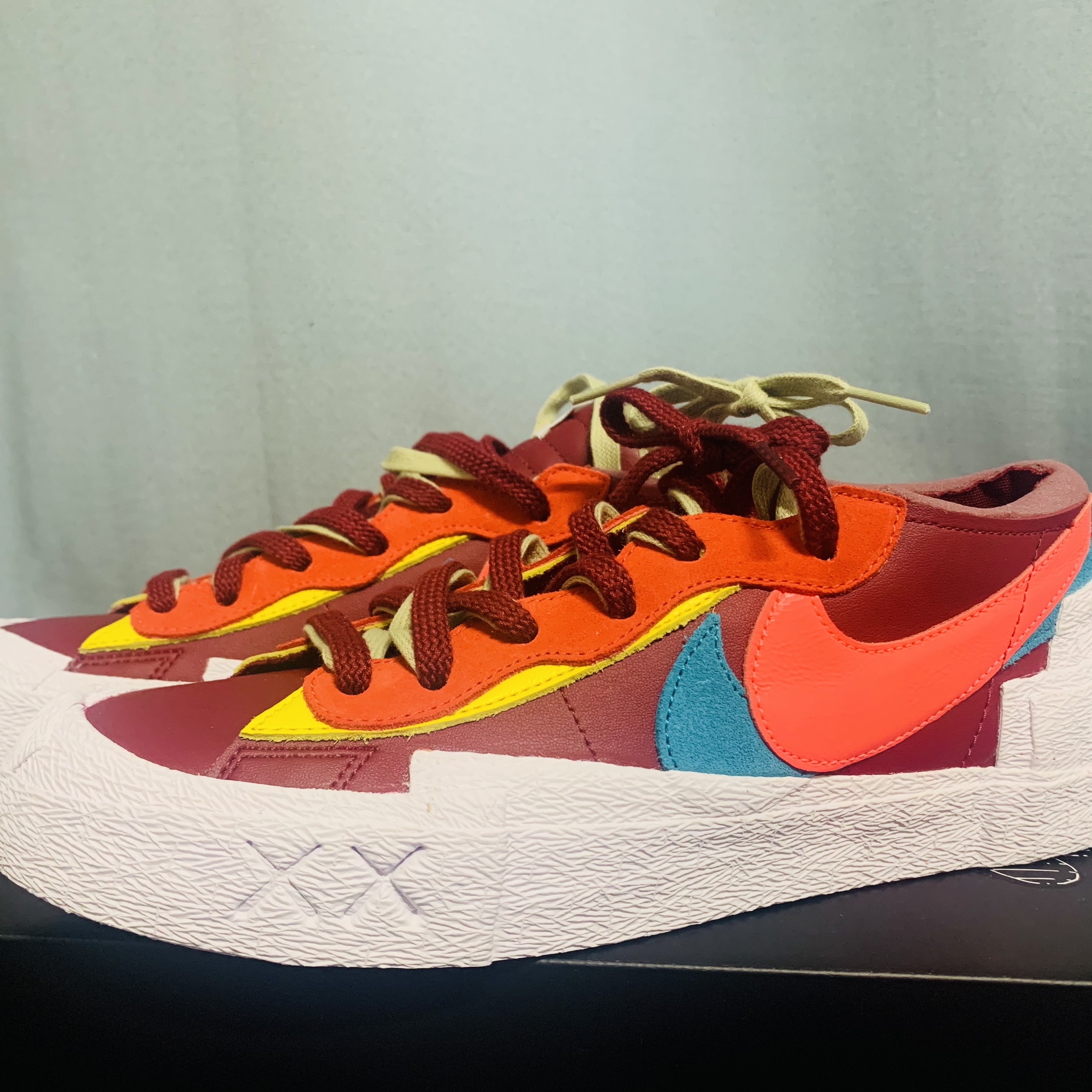 Nike x Sacai Blazer Low British Tan 착용 스타일 - 3