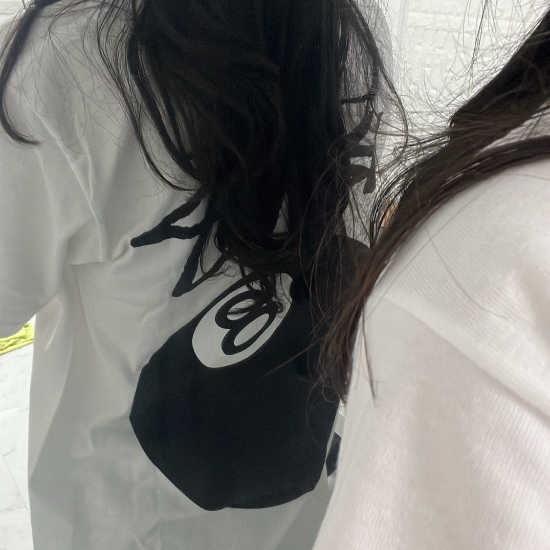 Stussy 8 Ball T-Shirt White - 22SS 착용 스타일 - 1