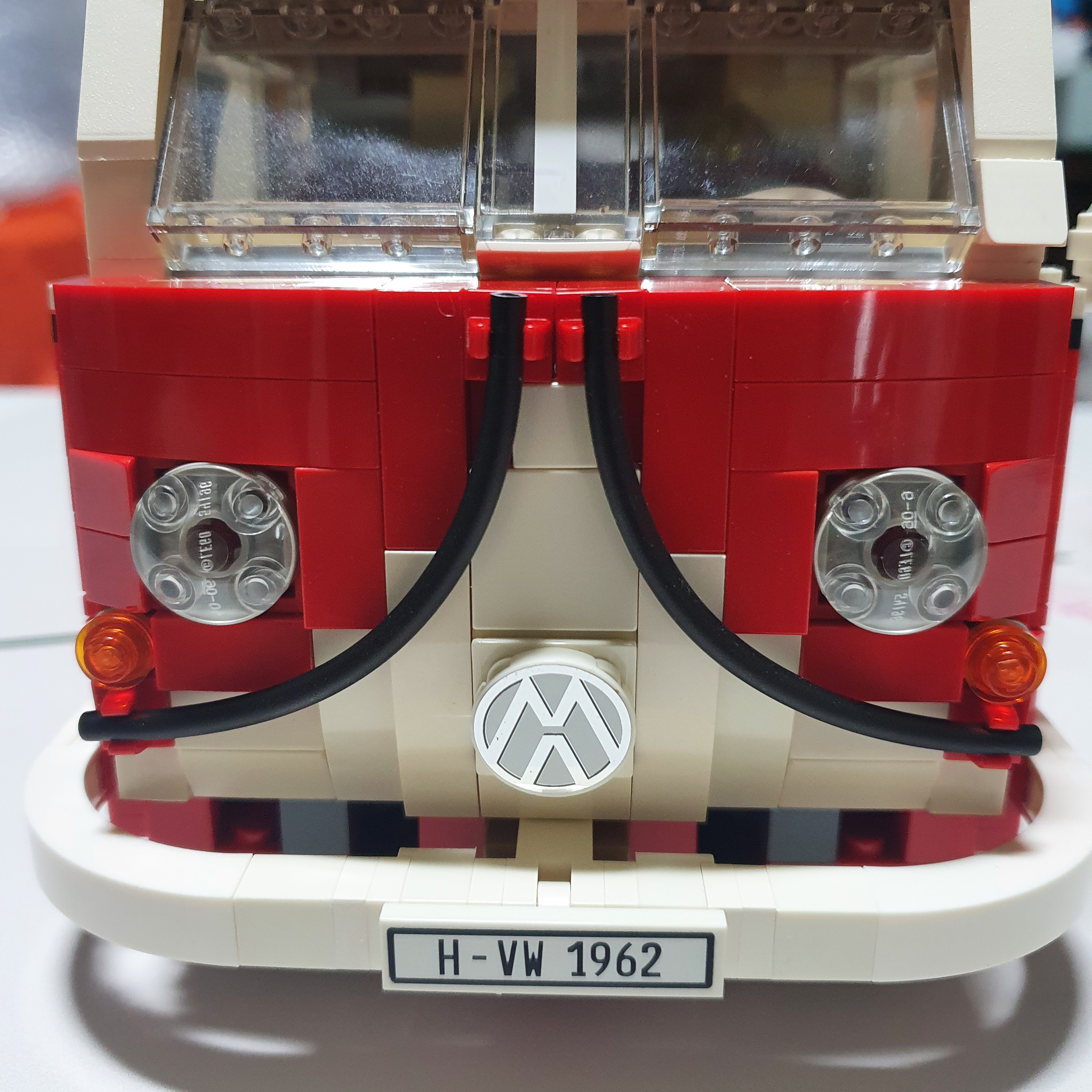 Lego Volkswagen T1 Camper Van 착용 스타일 - 1