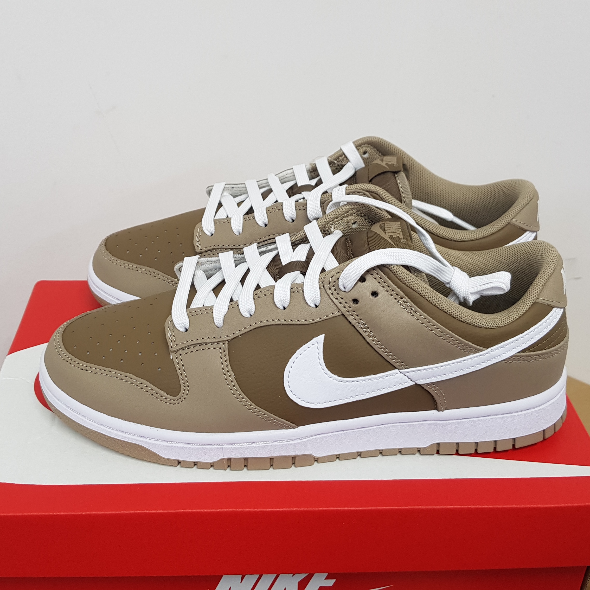 Nike Dunk Low Retro Khaki Hazel Rush 착용 스타일 - 1