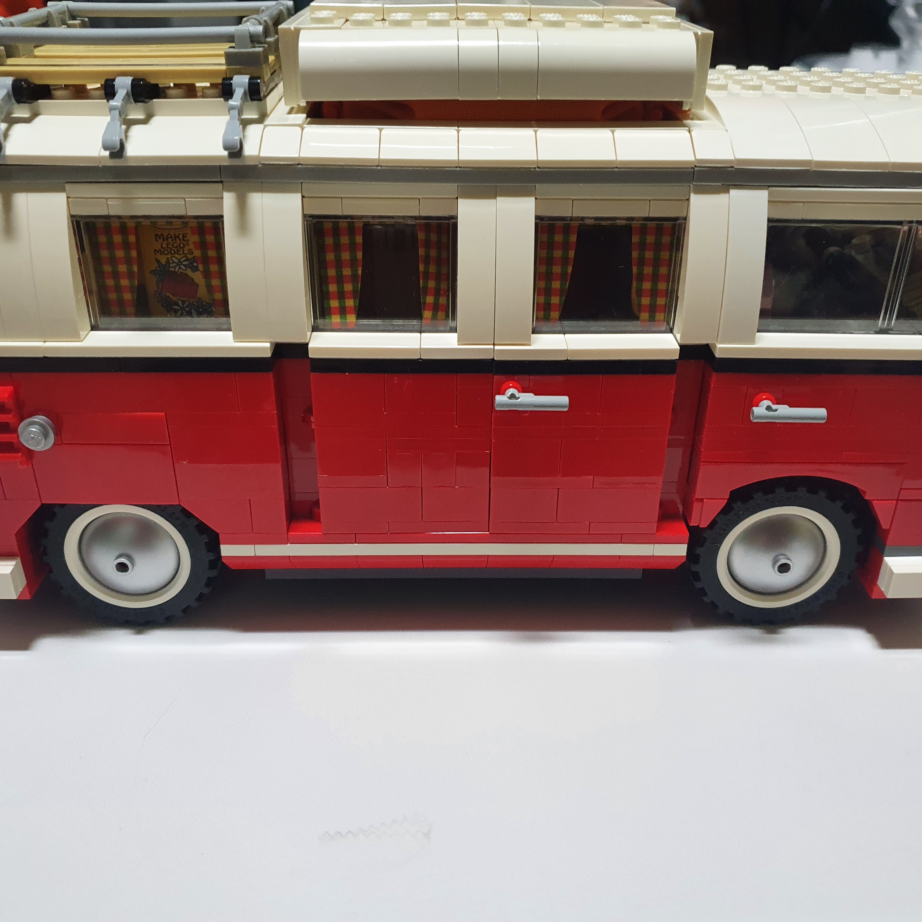 Lego Volkswagen T1 Camper Van 착용 스타일 - 2
