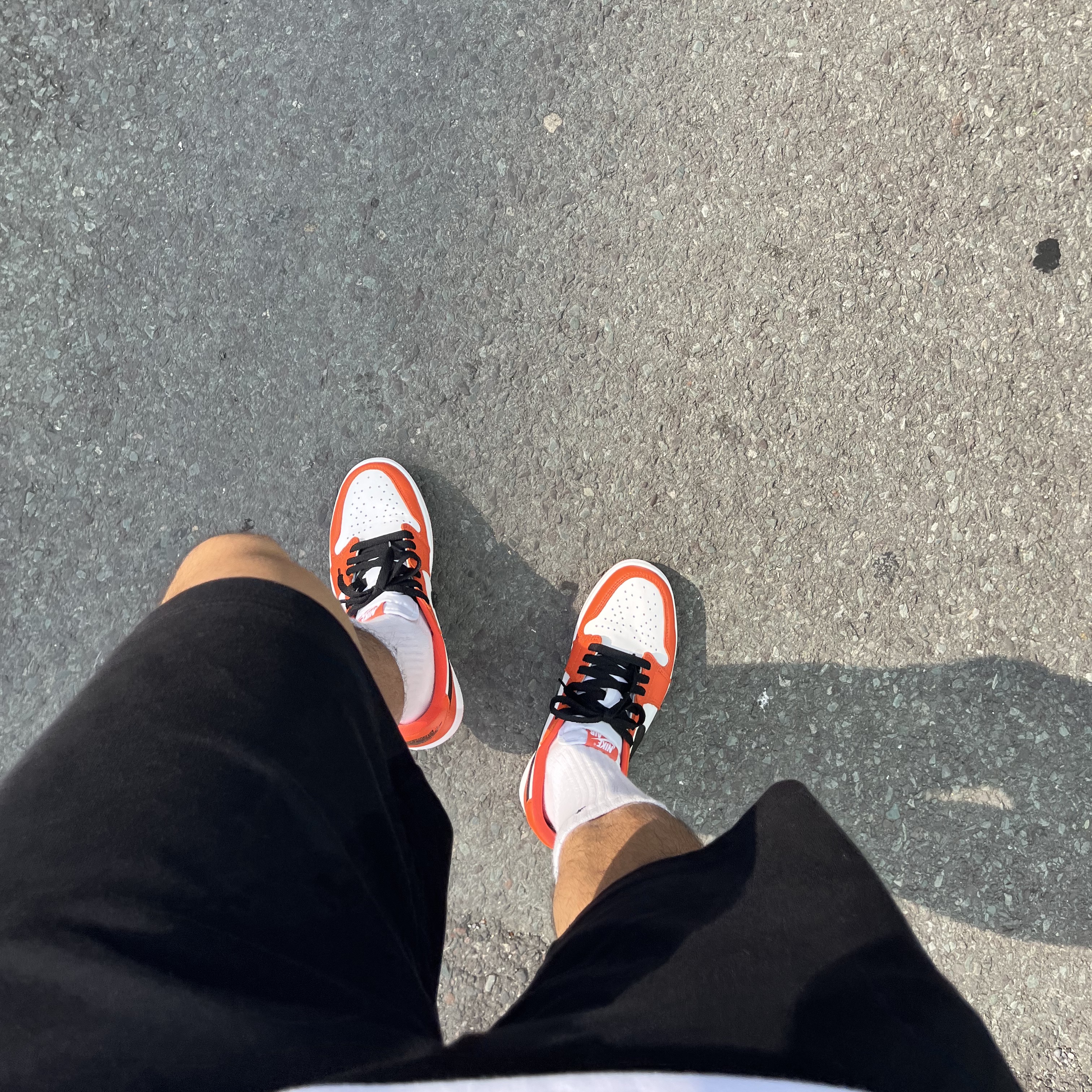 Jordan 1 Low OG Starfish 착용 스타일