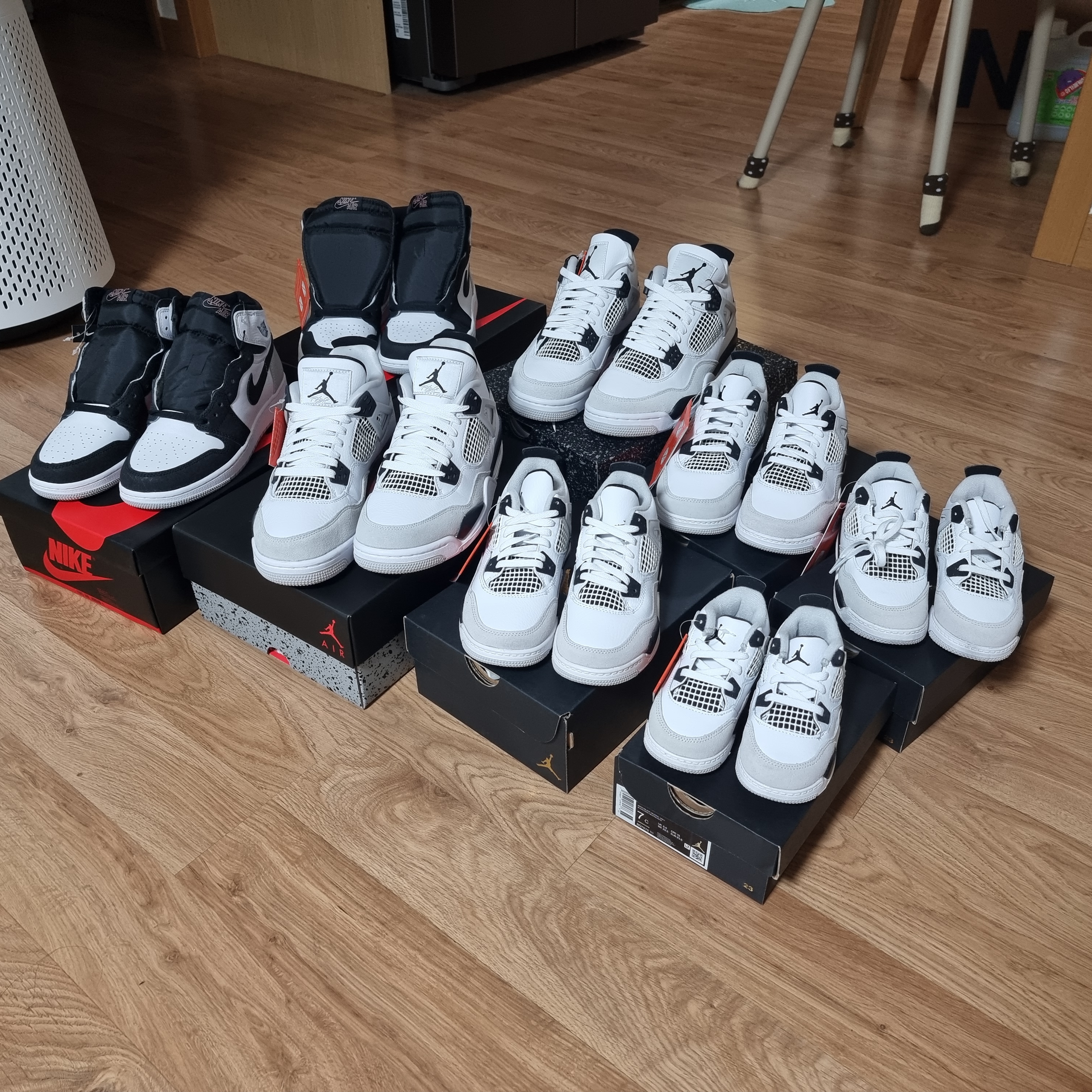 Jordan 1 Retro High OG Bleached Coral, (GS) Jordan 1 Retro High OG Bleached Coral 착용 스타일 - 2
