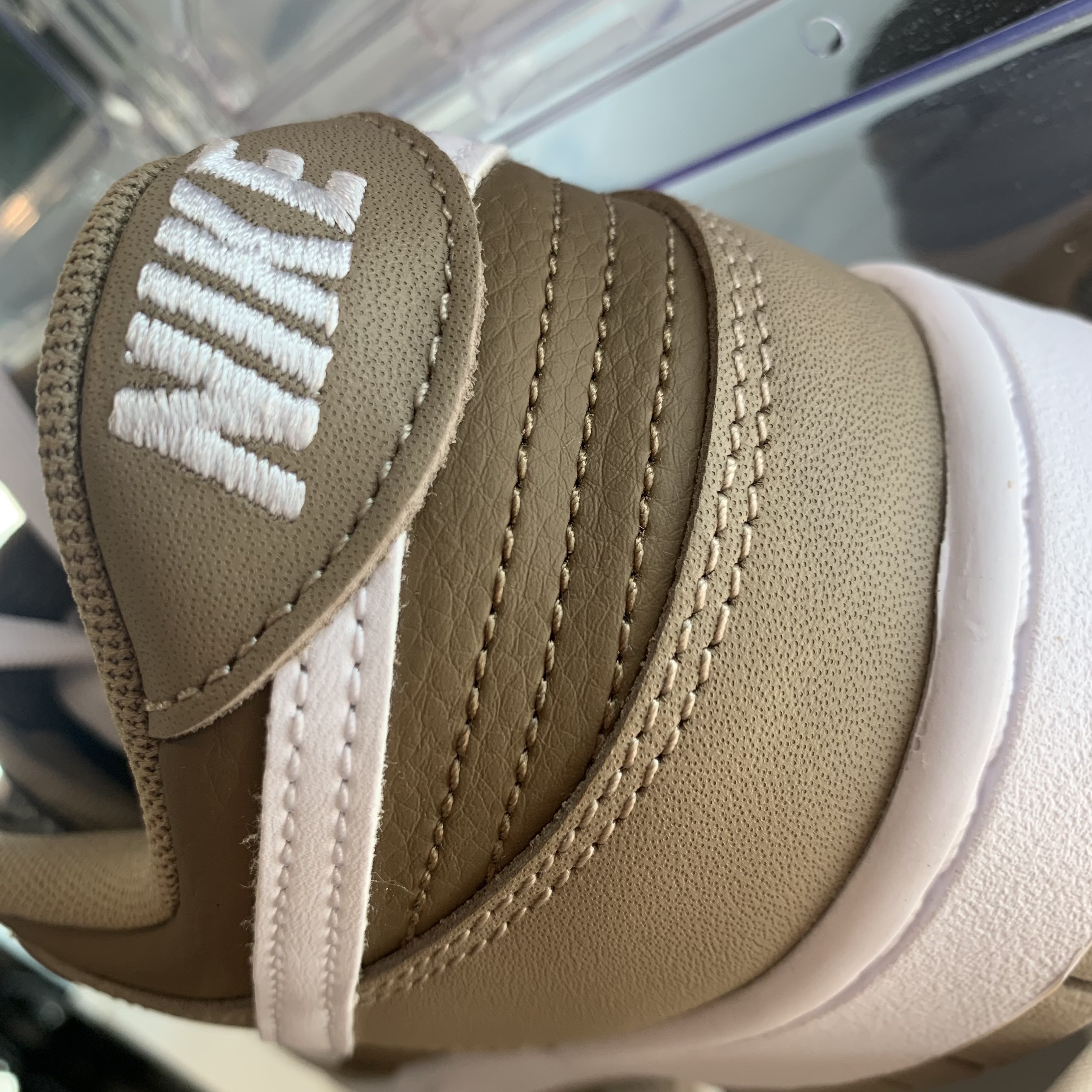 Nike Dunk Low Retro Khaki Hazel Rush 착용 스타일 - 3