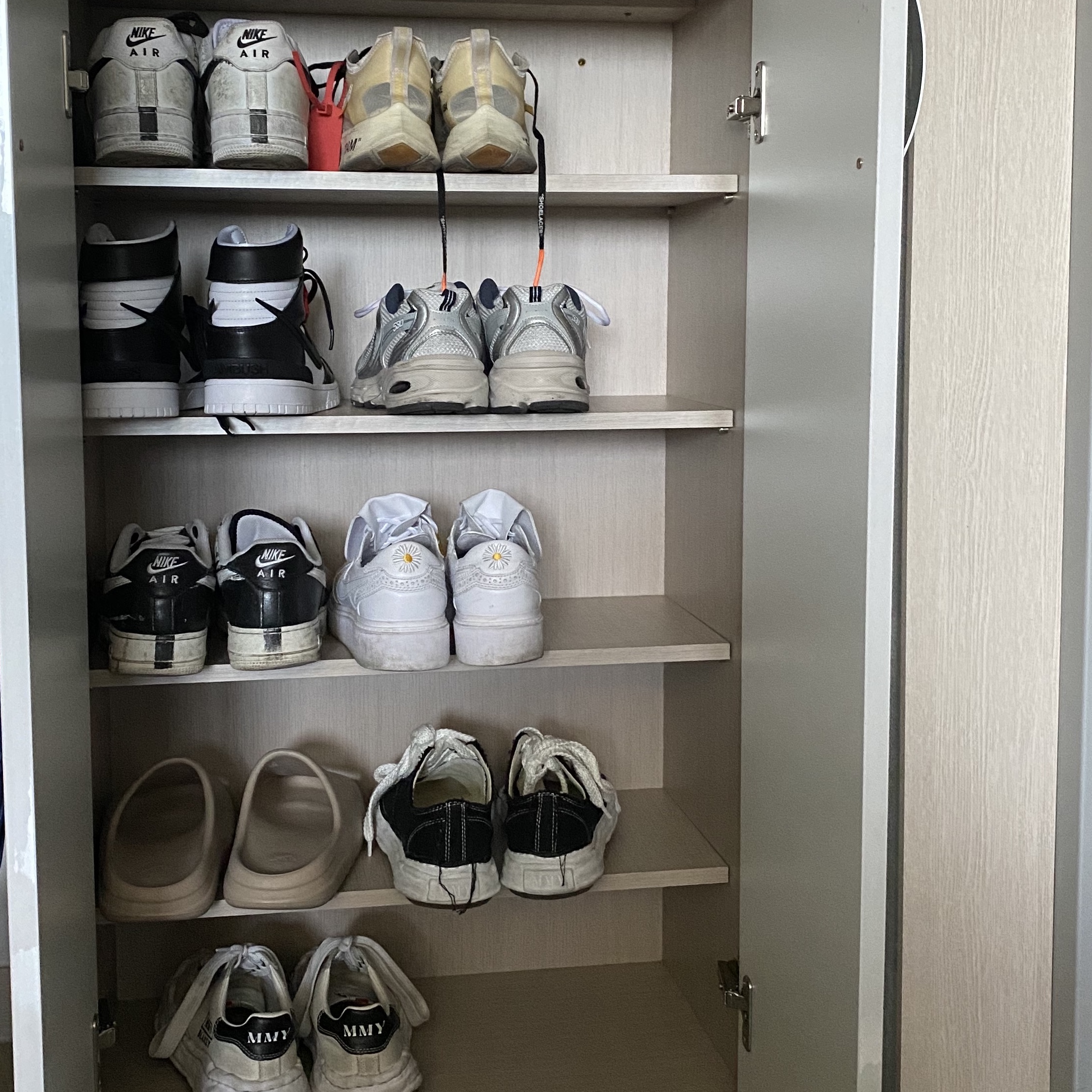 Nike x Peaceminusone Kwondo1 White, Nike x Peaceminusone Air Force 1 Low Para-Noise 2.0 착용 스타일