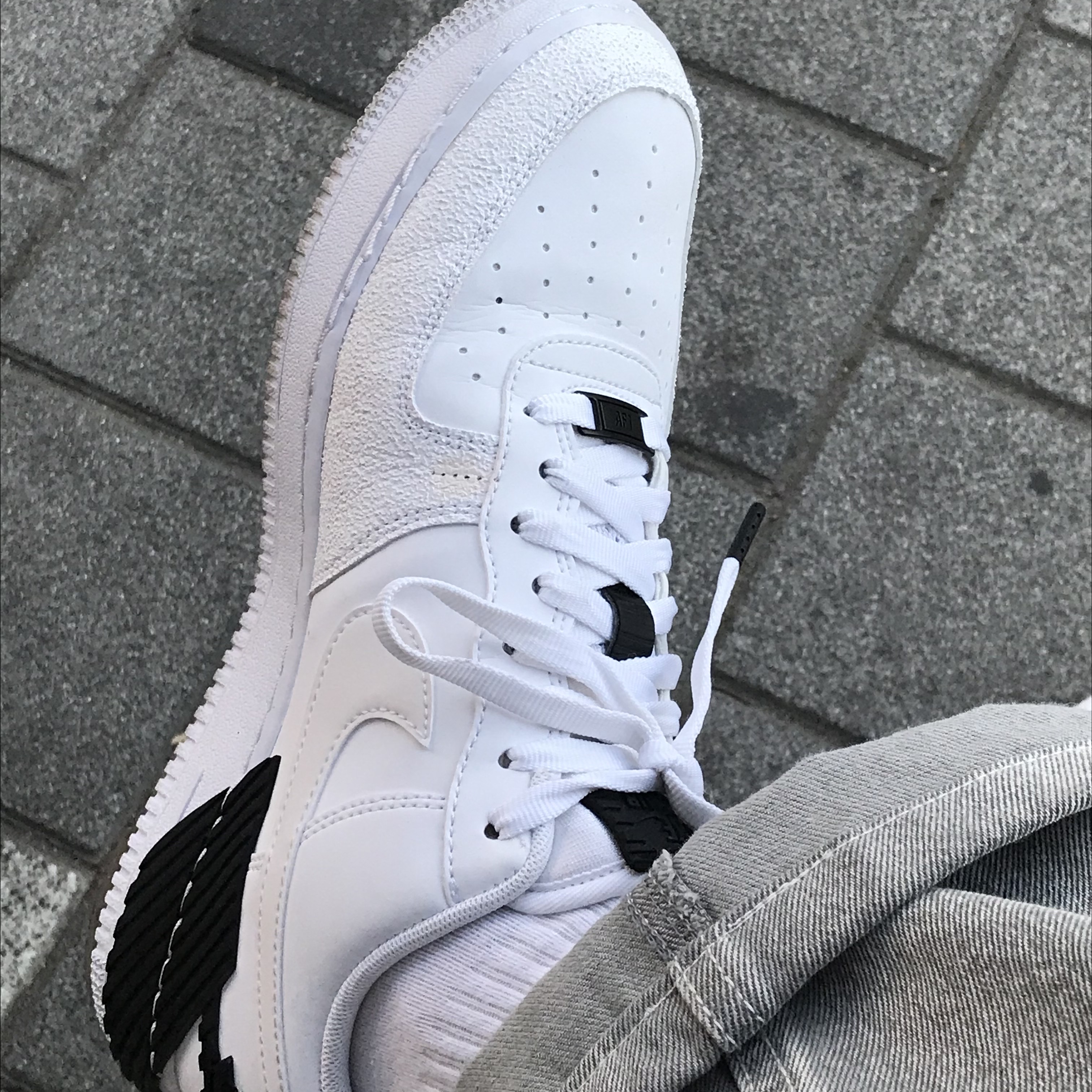 Nike Air Force 1 NDSTRKT White 착용 스타일