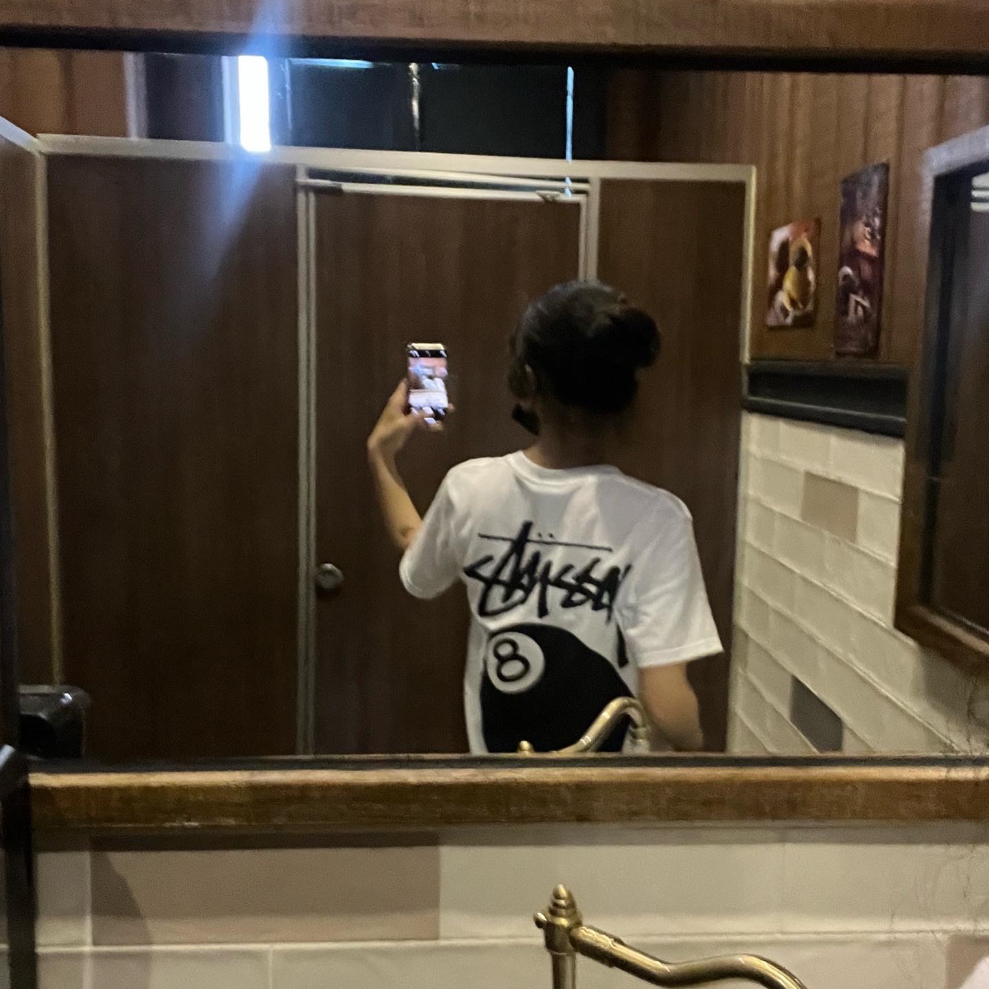 Stussy 8 Ball T-Shirt White - 22SS 착용 스타일 - 3