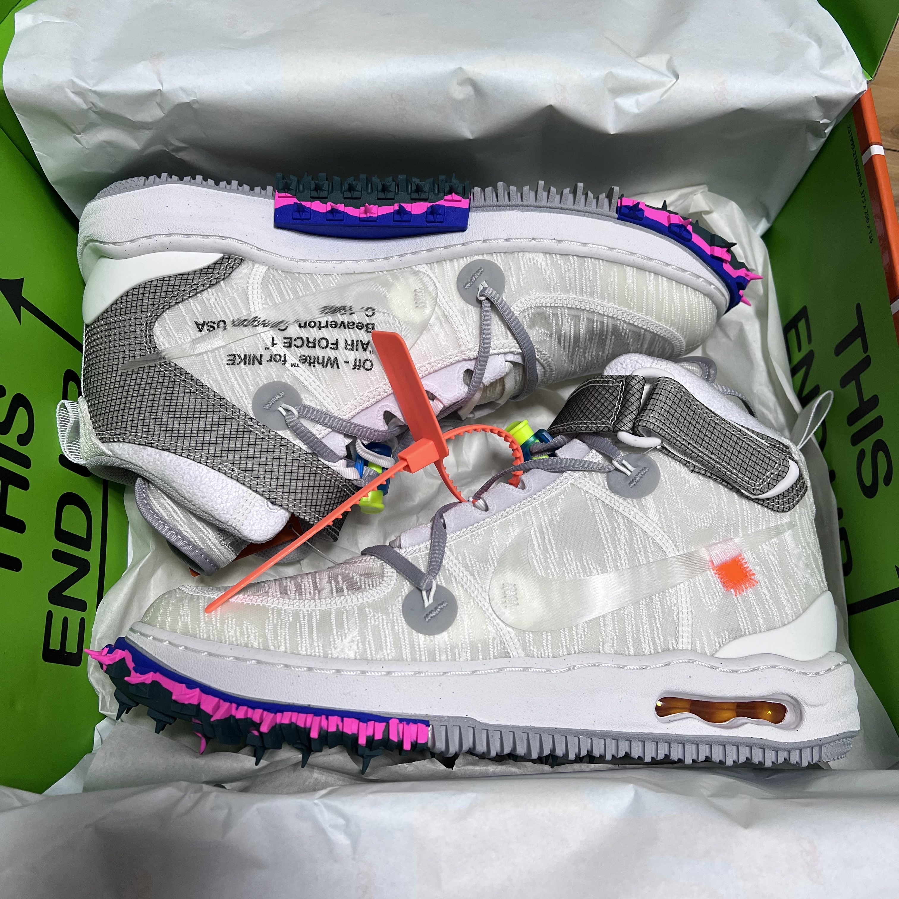Nike x Off-White Air Force 1 Mid SP White 착용 스타일 - 1