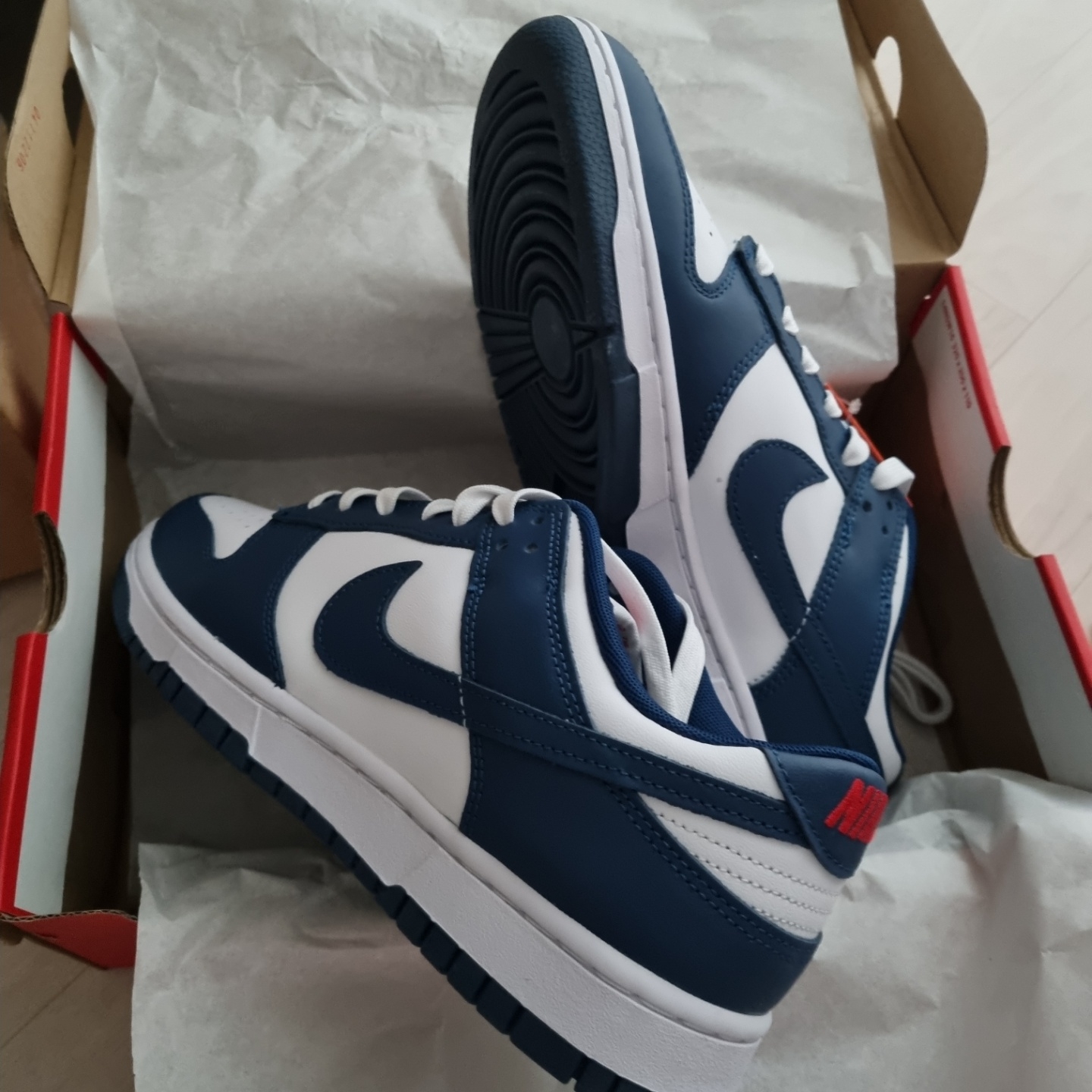 Nike Dunk Low Retro Valerian Blue 착용 스타일 - 2