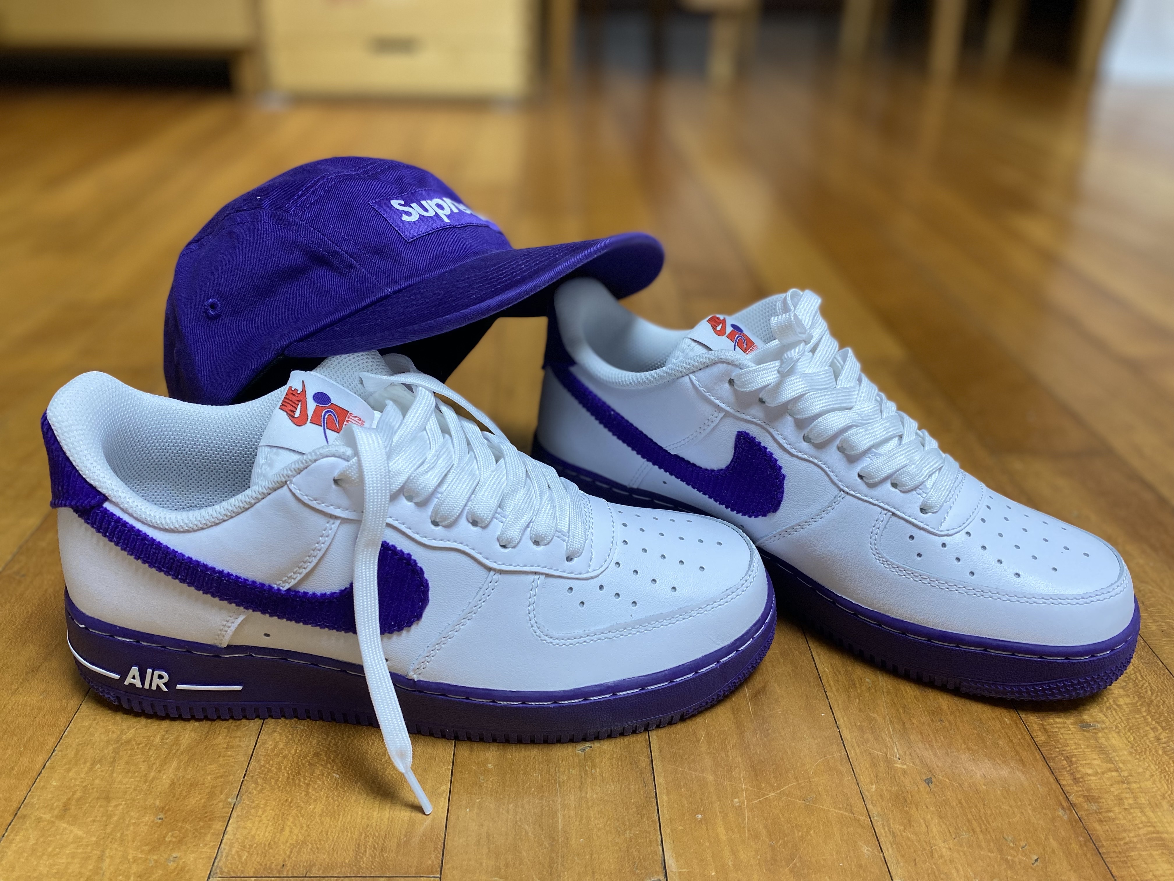 Nike Air Force 1 '07 LV8 EMB White and Court Purple, Supreme Washed Chino Twill Camp Cap Dark Purple - 21FW 착용 스타일