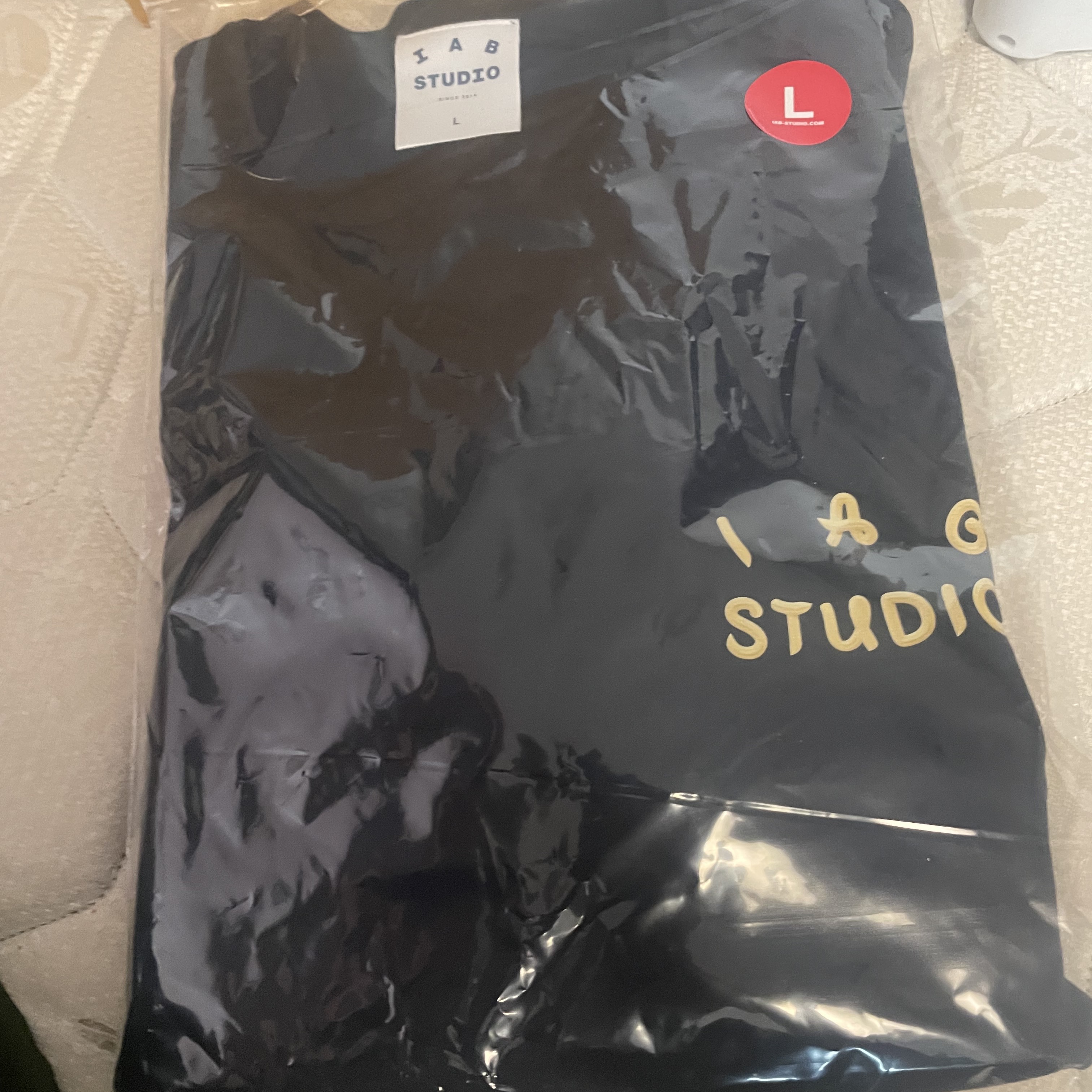 IAB Studio x Ottogi Mayonnaise 50th Anniversary T-Shirt Navy 착용 스타일 - 2