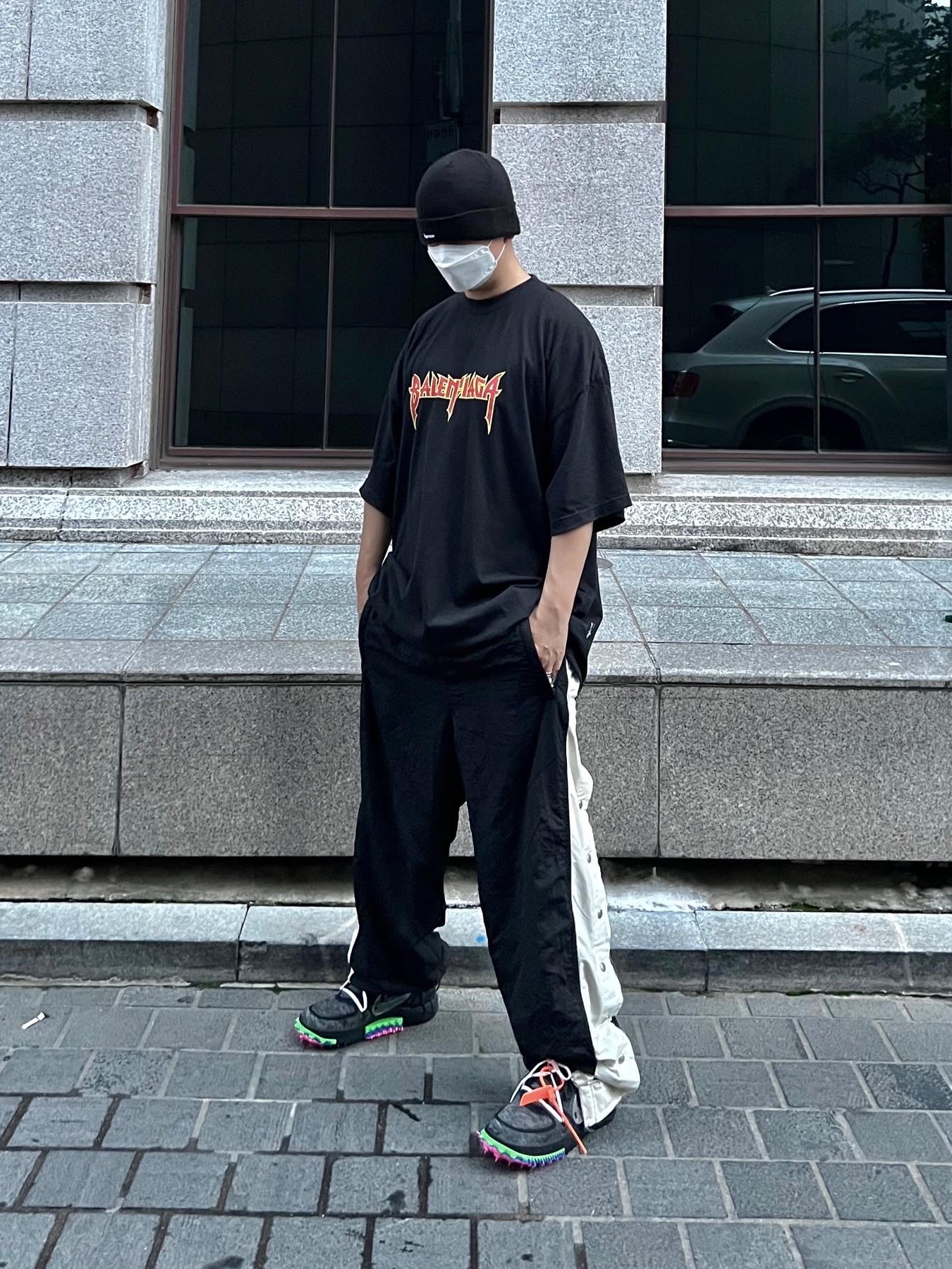 Nike x Off-White Air Force 1 Mid SP Black, Supreme New Era Swarovski S Logo Beanie Black - 21SS 착용 스타일 - 2