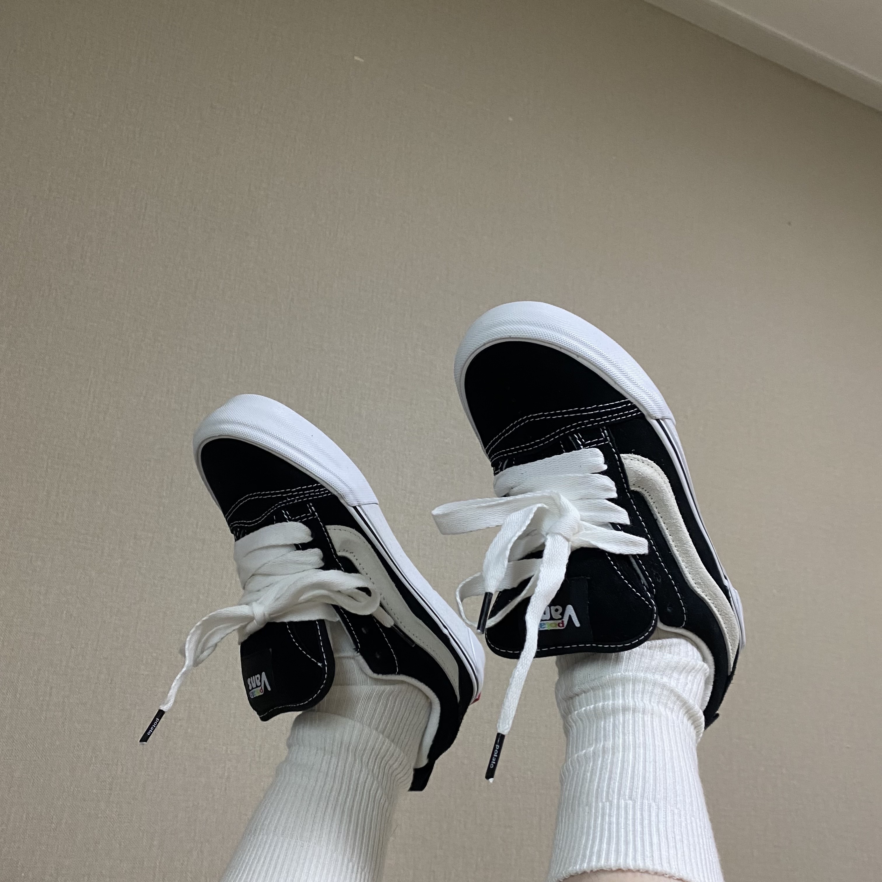 Vans Vault x Imran Potato Knu-Skool VR3 LX Black White 착용 스타일