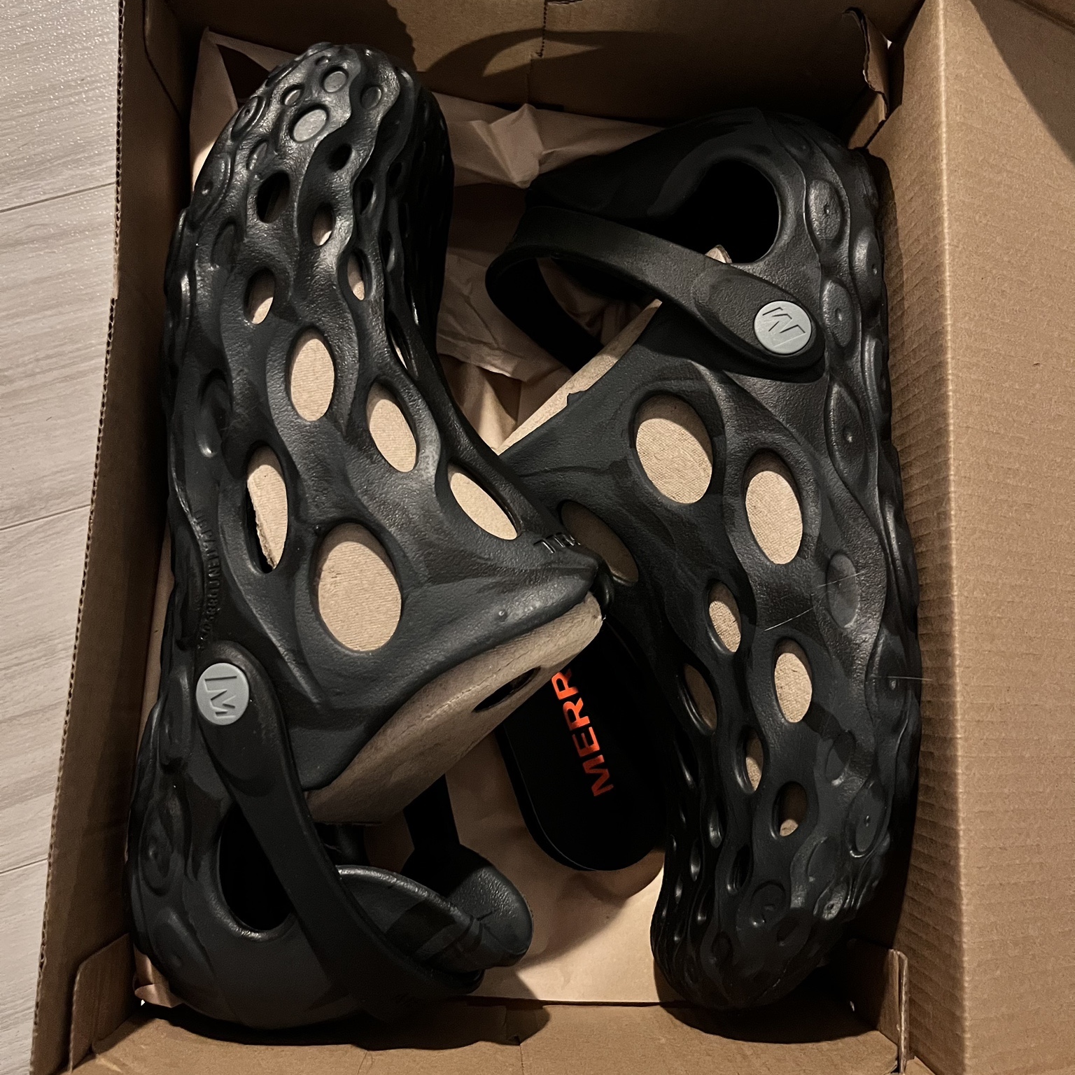 (W) Merrell Hydro Moc Black 착용 스타일 - 5
