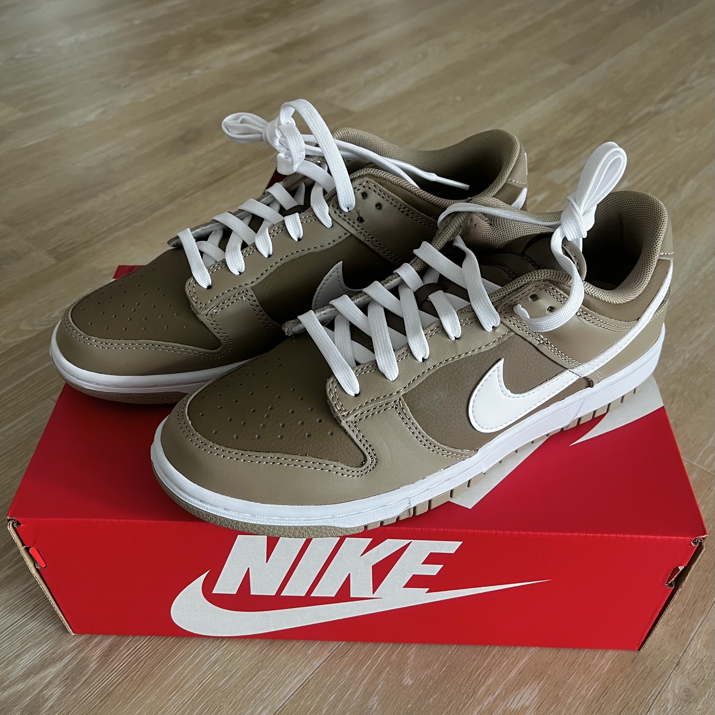 Nike Dunk Low Retro Khaki Hazel Rush 착용 스타일