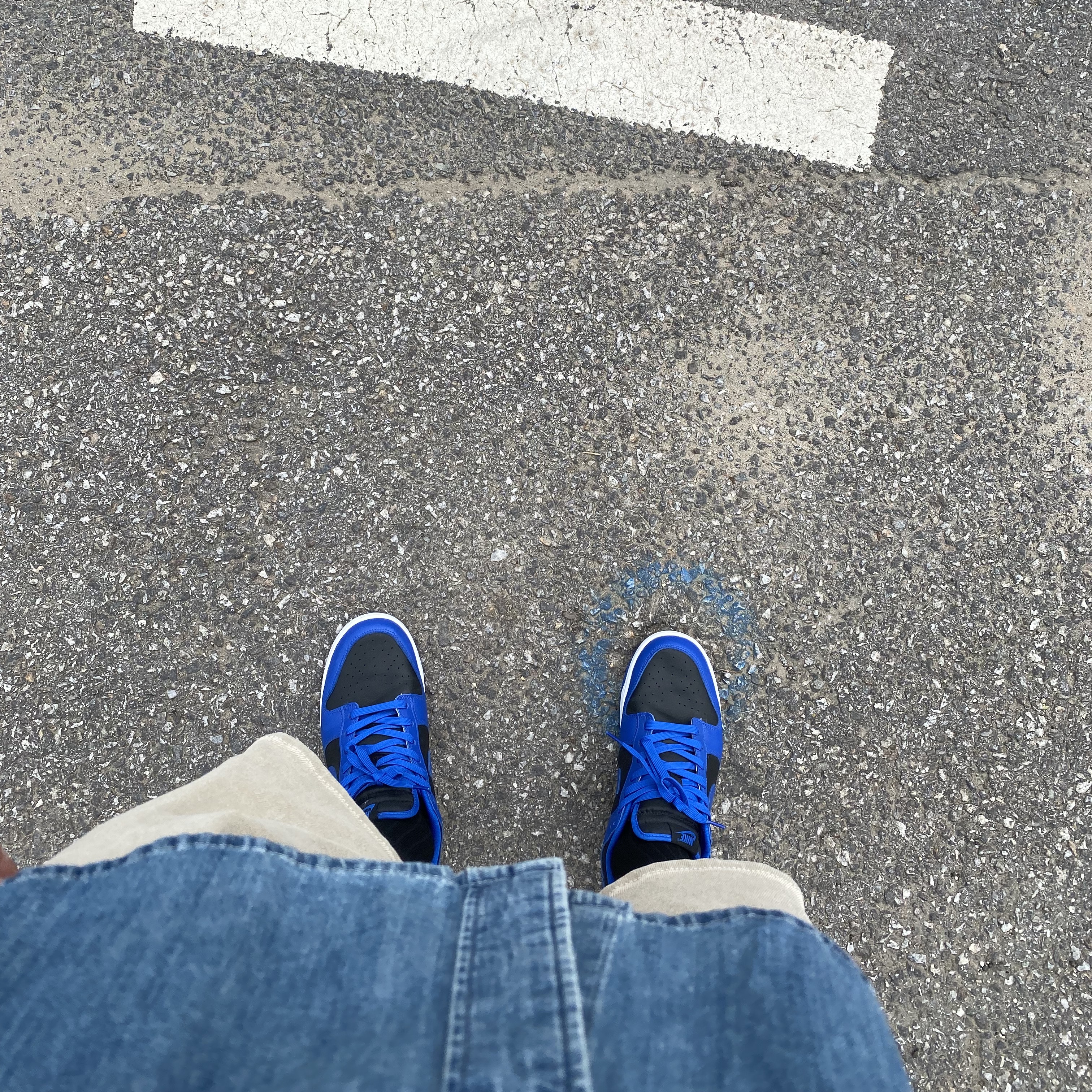 Nike Dunk Low Retro Hyper Cobalt 착용 스타일