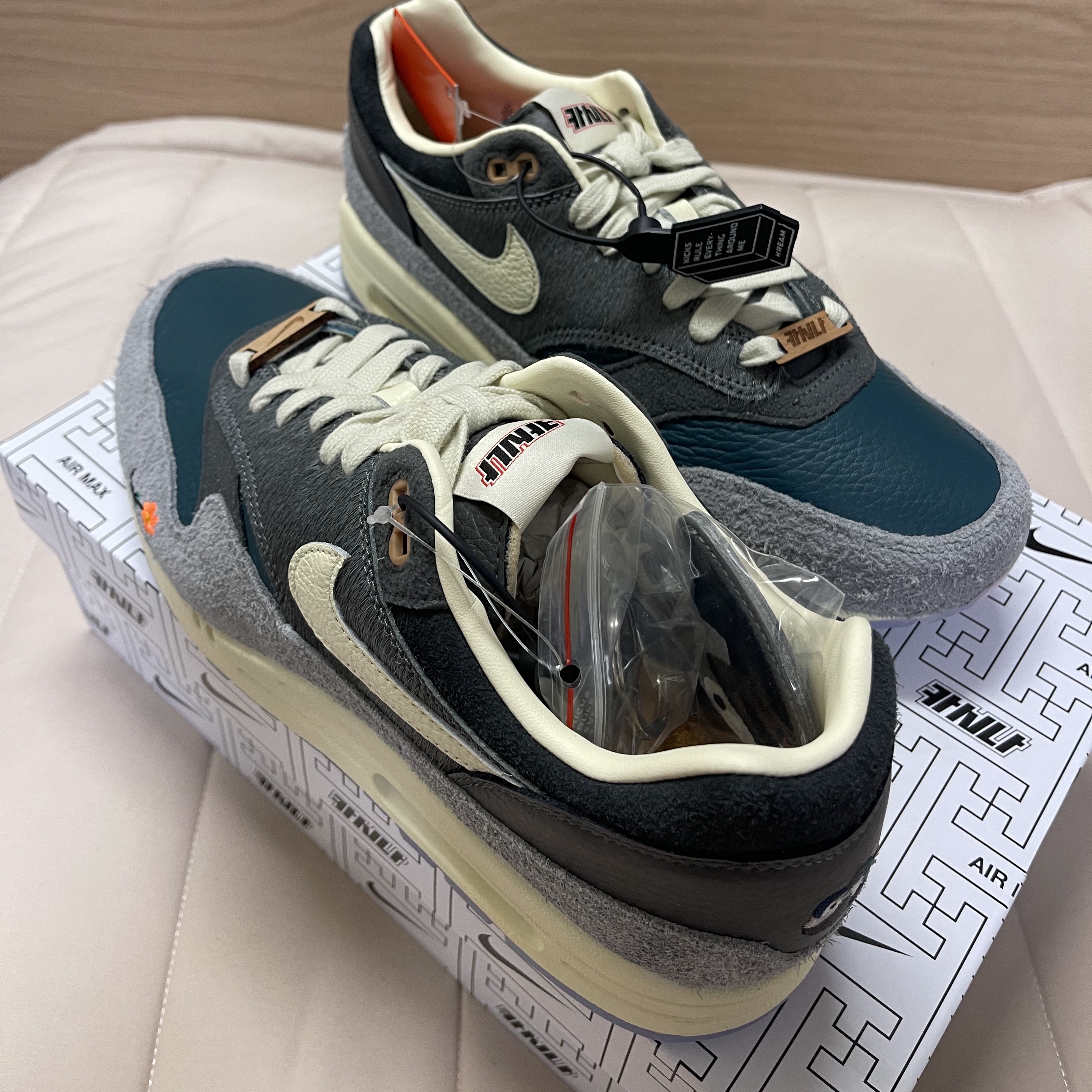 Nike x Kasina Air Max 1 SP Won-Ang Particle Grey 착용 스타일 - 2