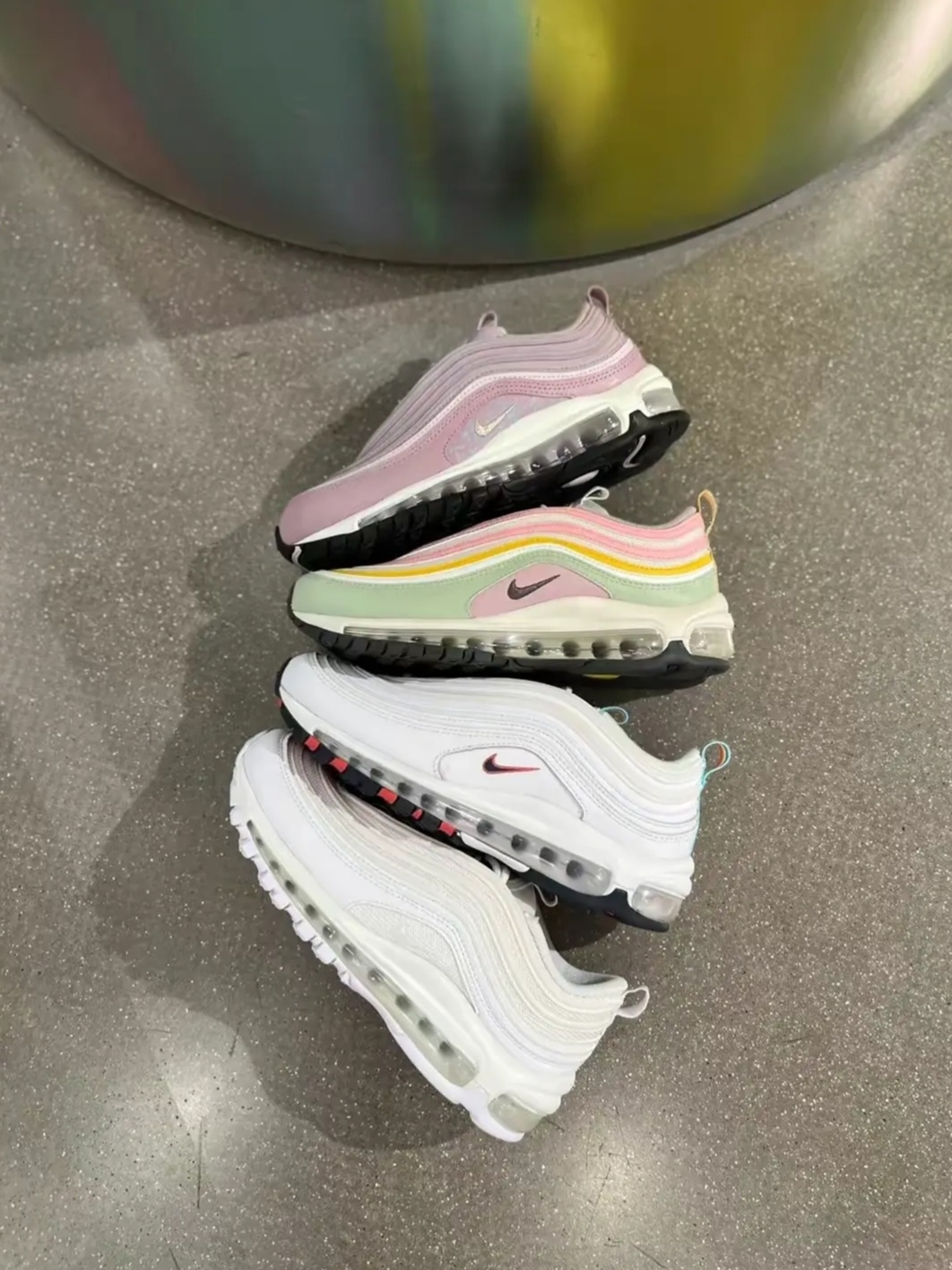 (W) Nike Air Max 97 White Thunder Blue 착용 스타일 - 1