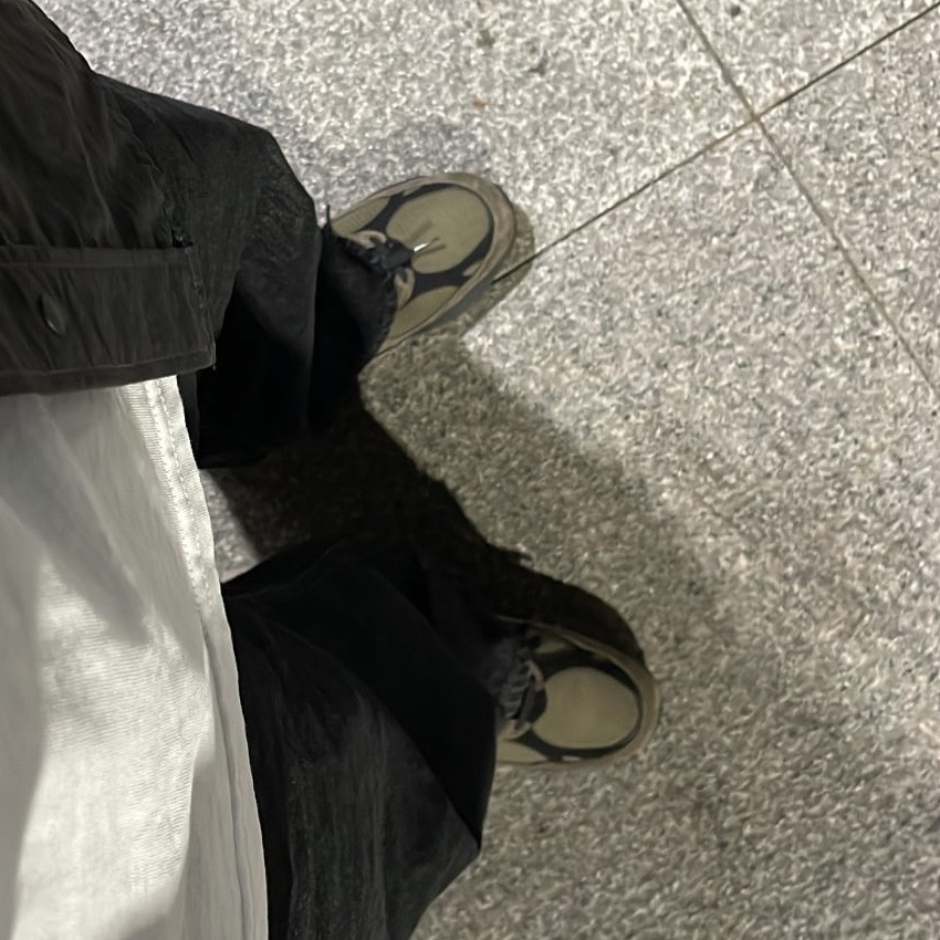 New Balance x JJJJound 990v3 Brown Black 착용 스타일