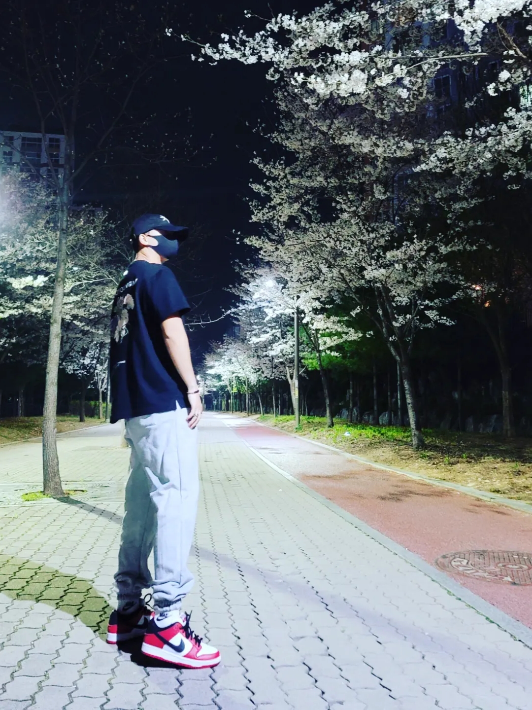 Darkr8m Studio x Eplc Daegu Silver Logo Cap, Nike SB Dunk Low Pro Chicago 착용 스타일