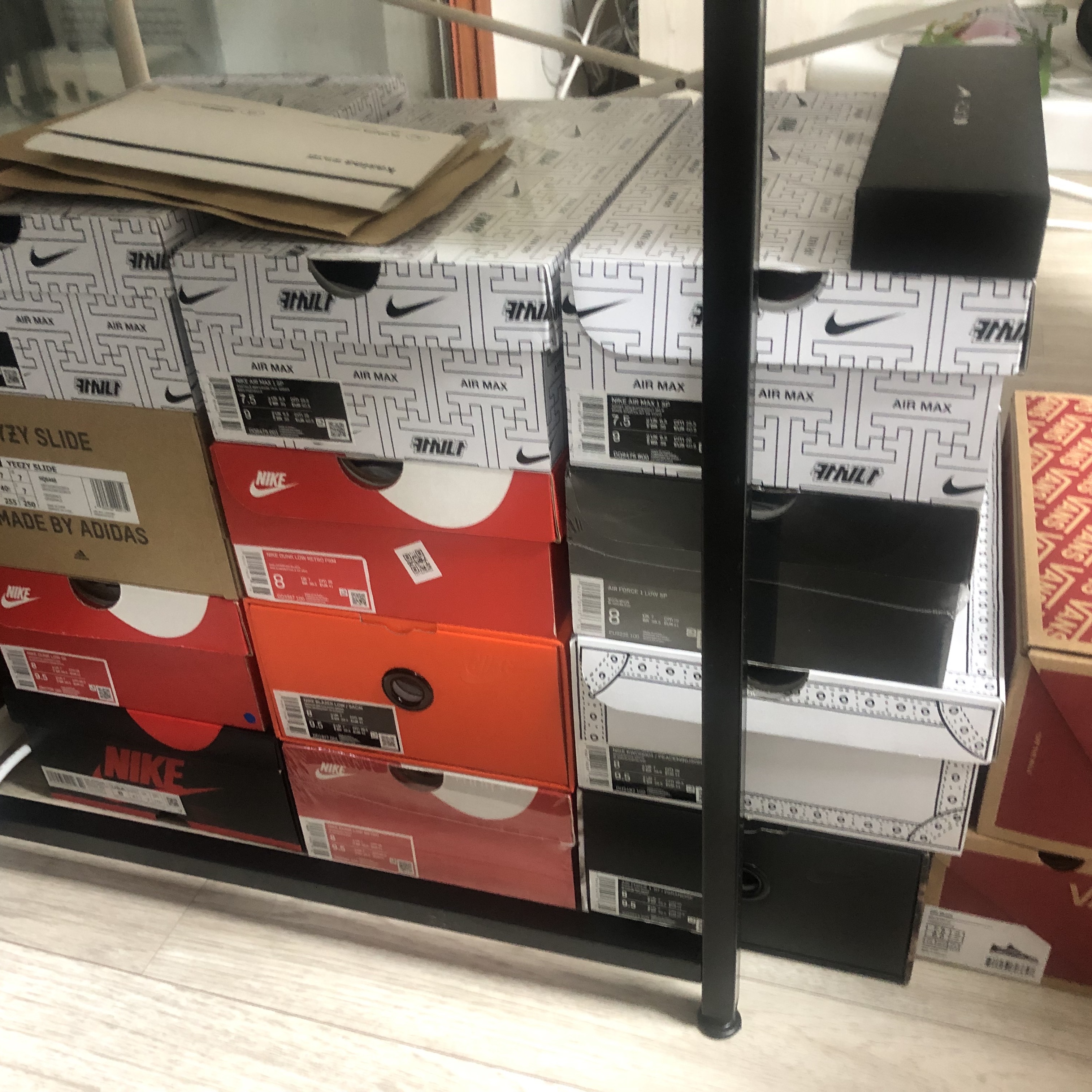 Nike x Kasina Air Max 1 SP Won-Ang Orange, Nike x Kasina Air Max 1 SP Won-Ang Particle Grey 착용 스타일
