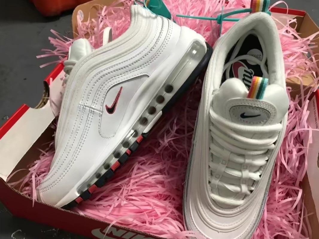 (W) Nike Air Max 97 White Thunder Blue 착용 스타일 - 2