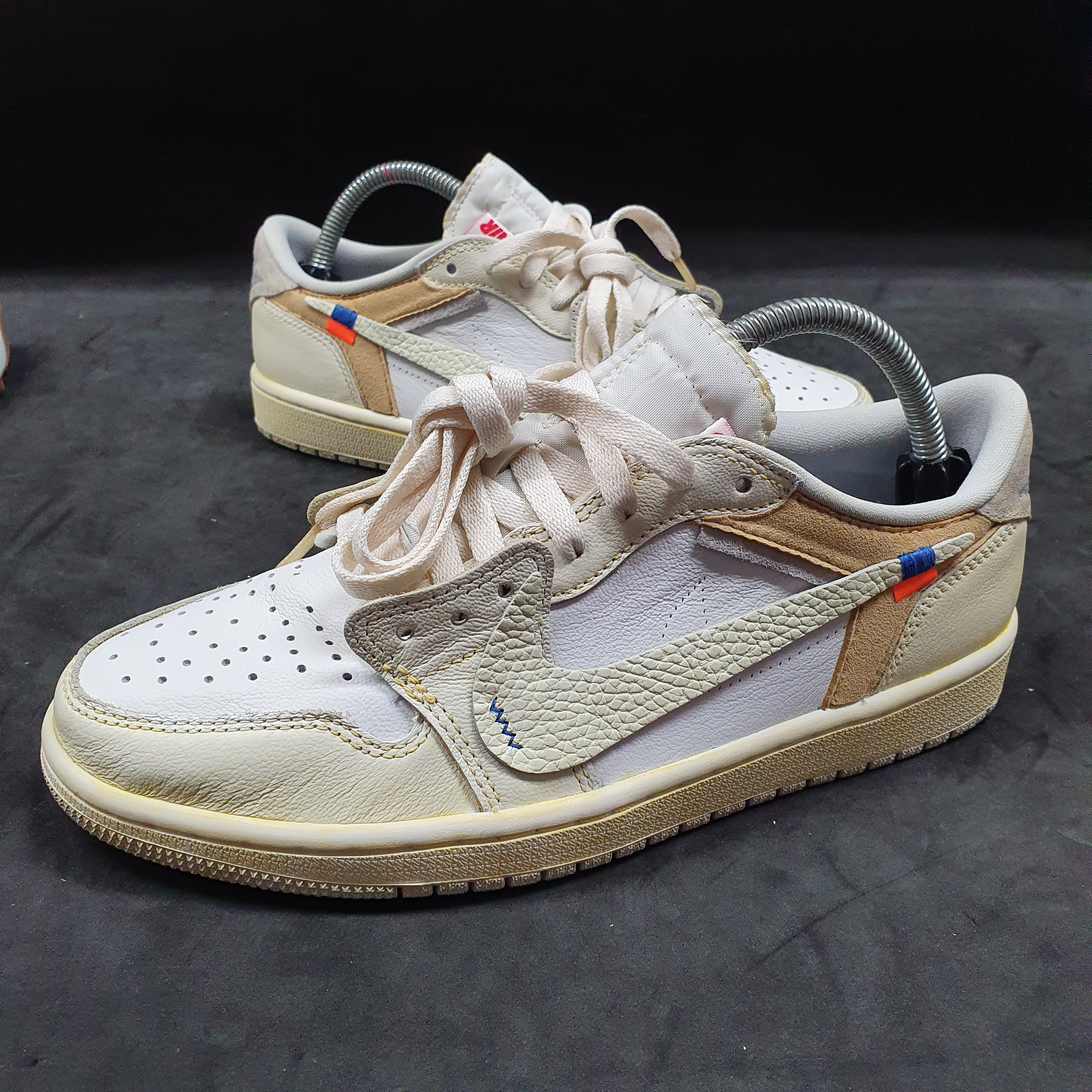 Jordan 1 Low OG Neutral Grey 착용 스타일 - 4