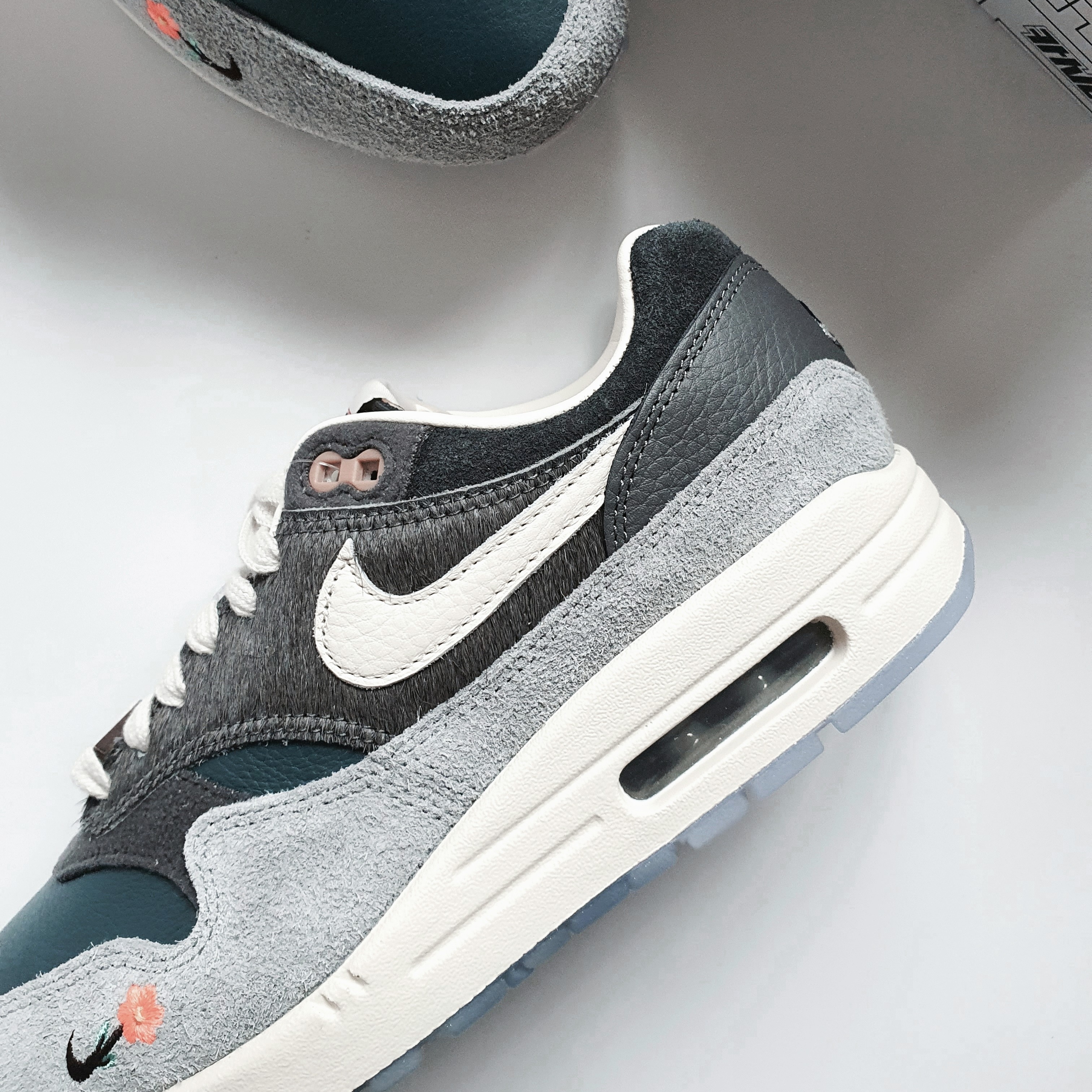 Nike x Kasina Air Max 1 SP Won-Ang Particle Grey 착용 스타일 - 2