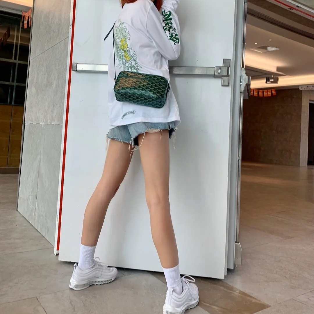 (W) Nike Air Max 97 White Pure Platinum 착용 스타일 - 2