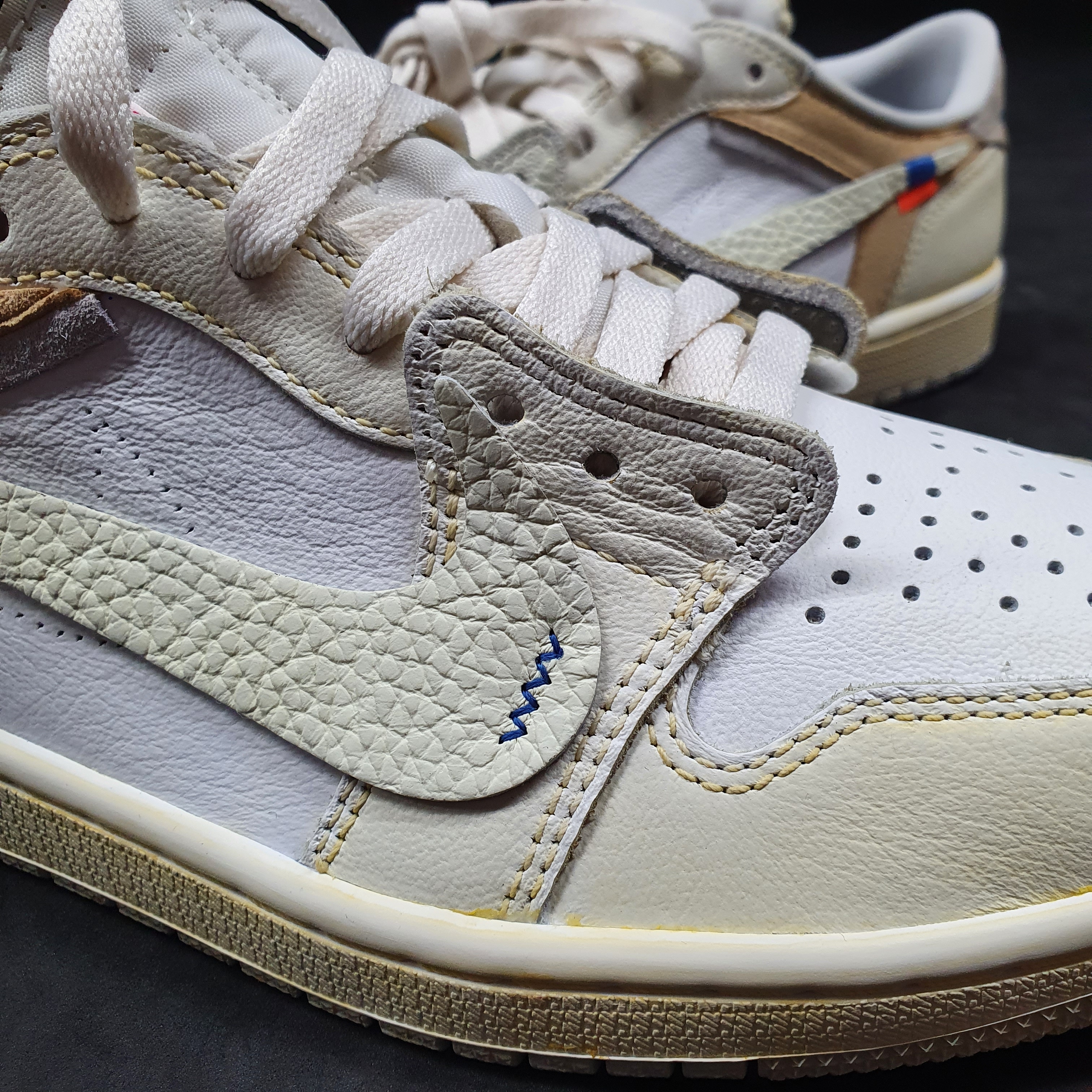 Jordan 1 Low OG Neutral Grey 착용 스타일 - 2