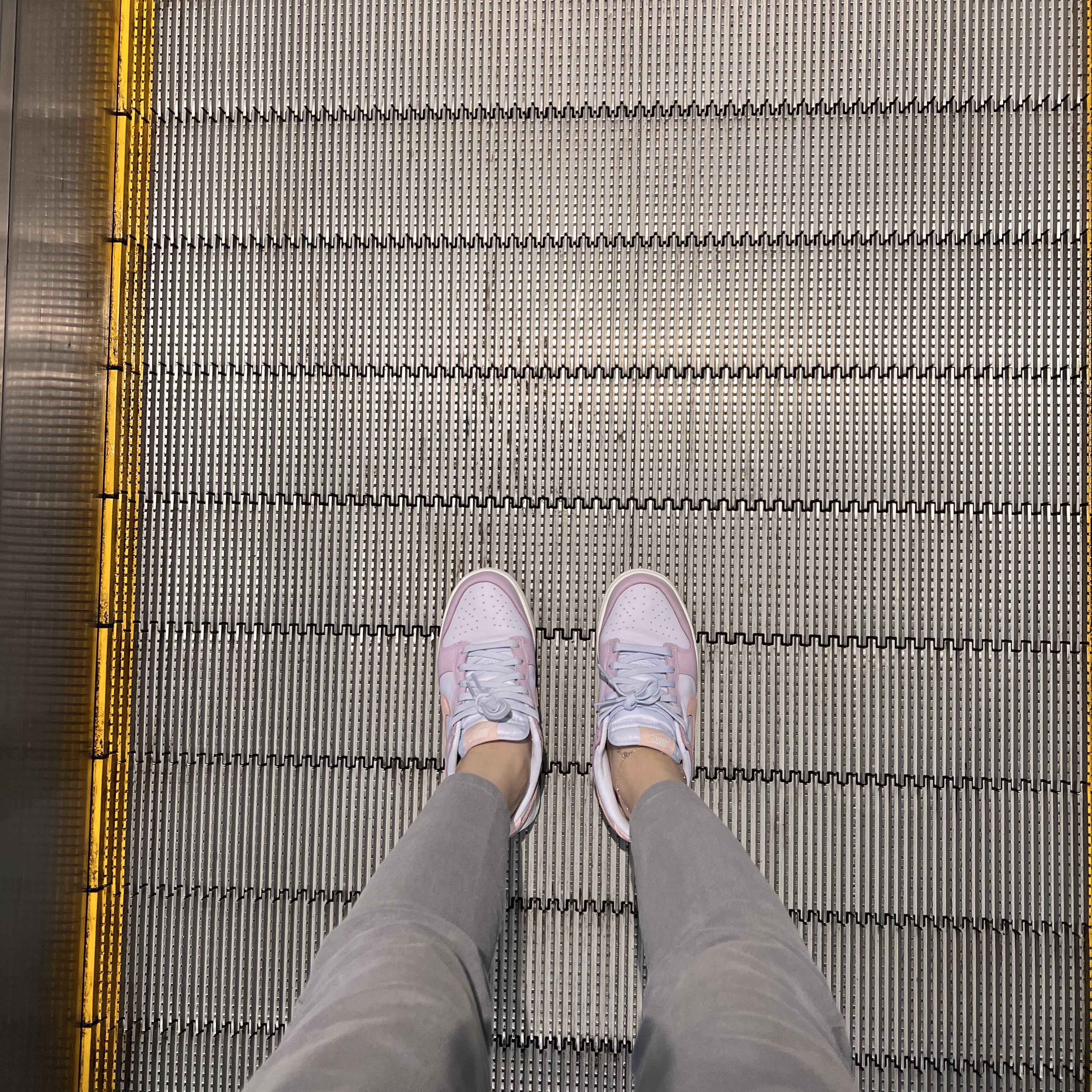 (W) Nike Dunk Low Atmosphere Pink 착용 스타일