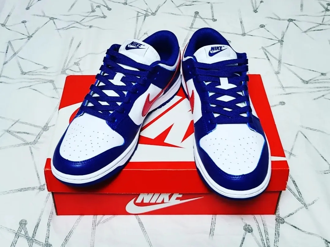 (W) Nike Dunk Low White and University Red 착용 스타일 - 3