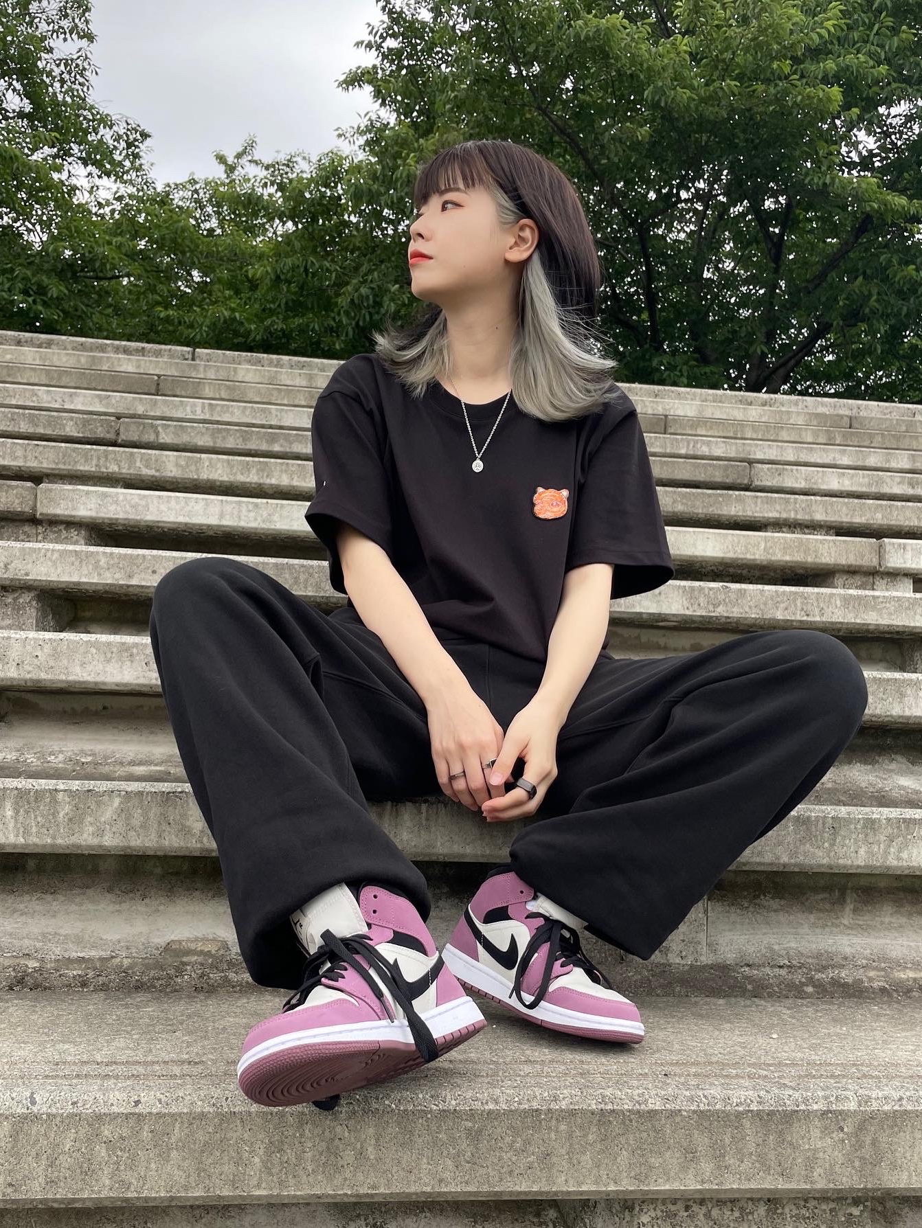 (W) Jordan 1 Mid SE Light Mulberry 착용 스타일 - 5