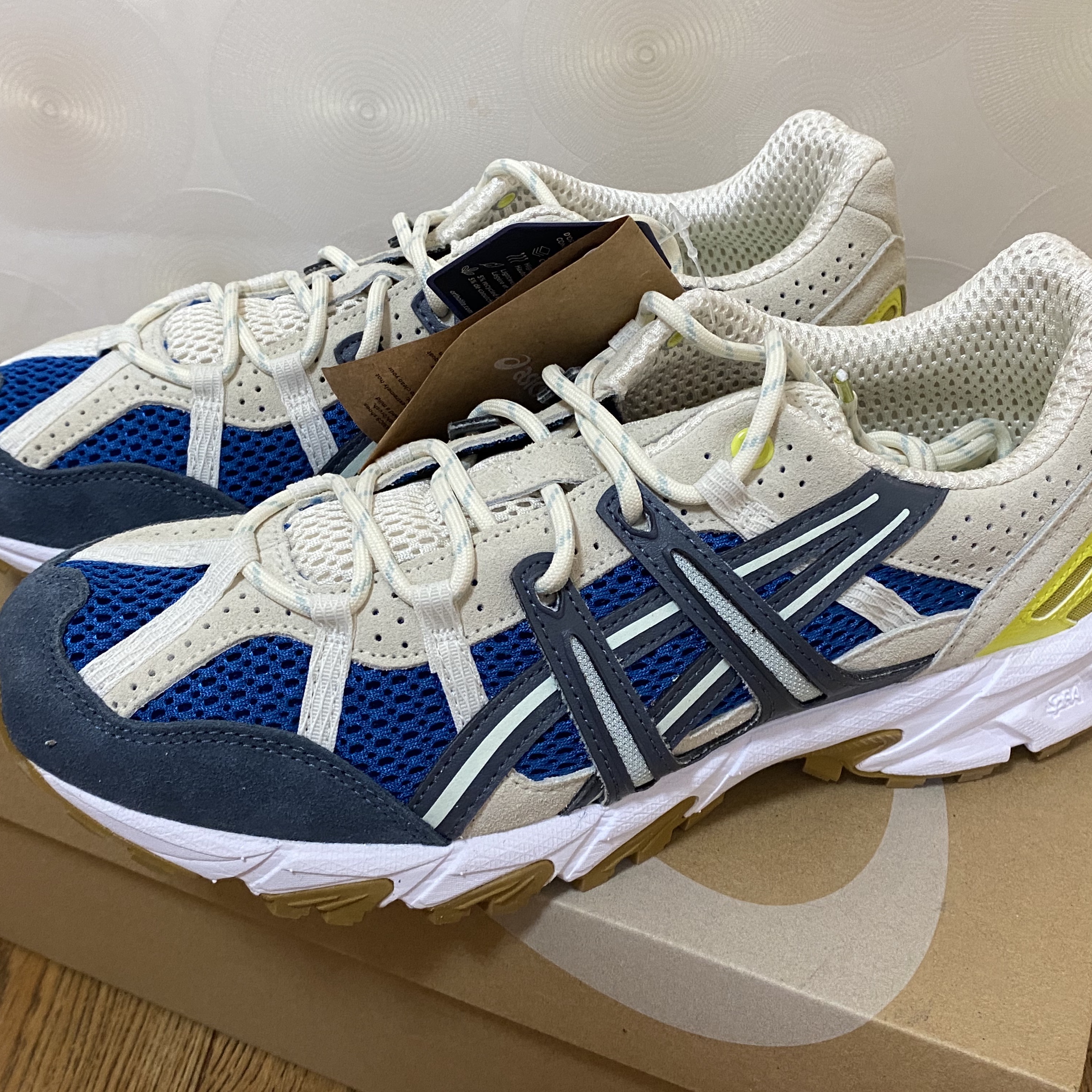 Asics Gel-Sonoma 15-50 Lake Drive Tarmac 착용 스타일 - 1