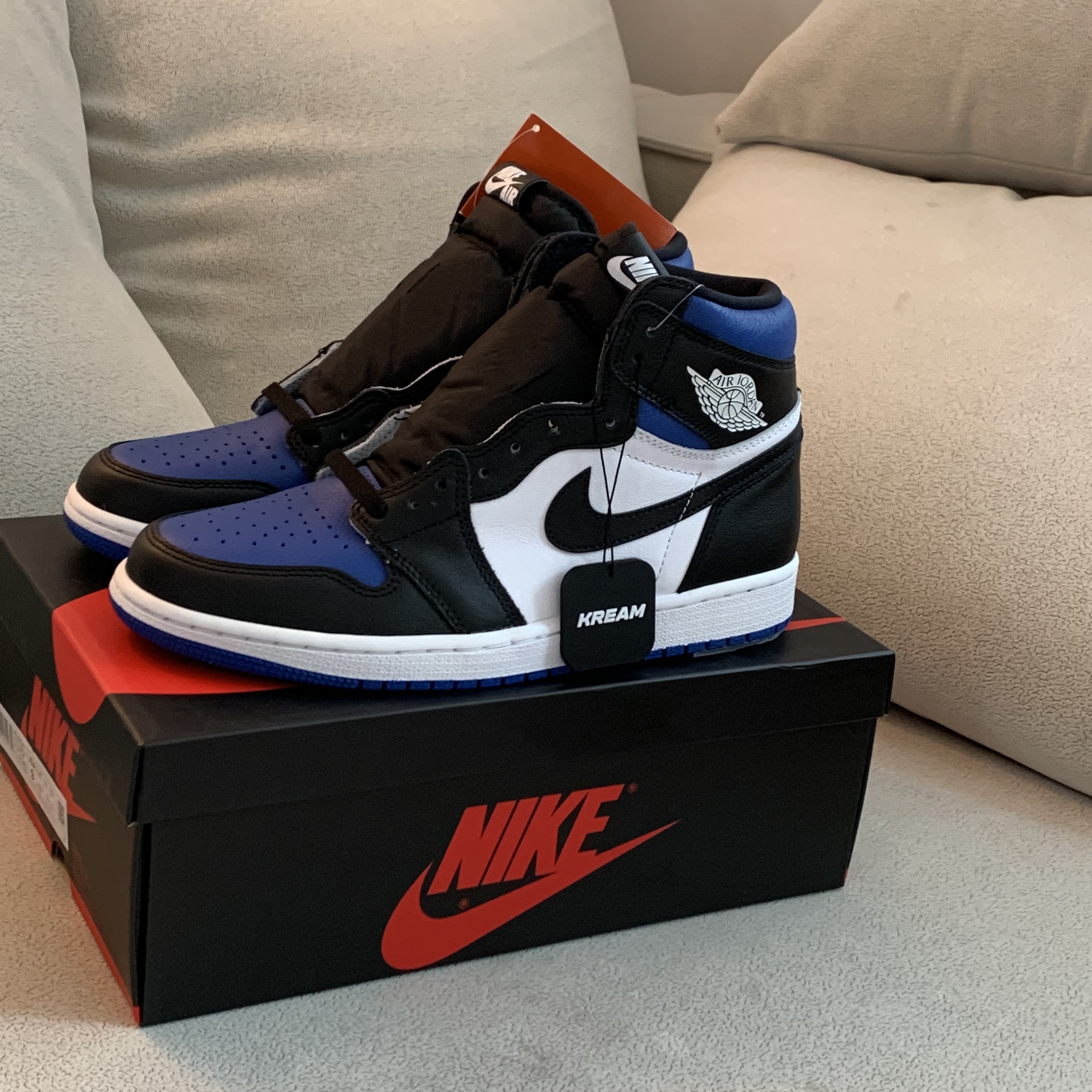 Jordan 1 Retro High OG Royal Toe 착용 스타일 - 2