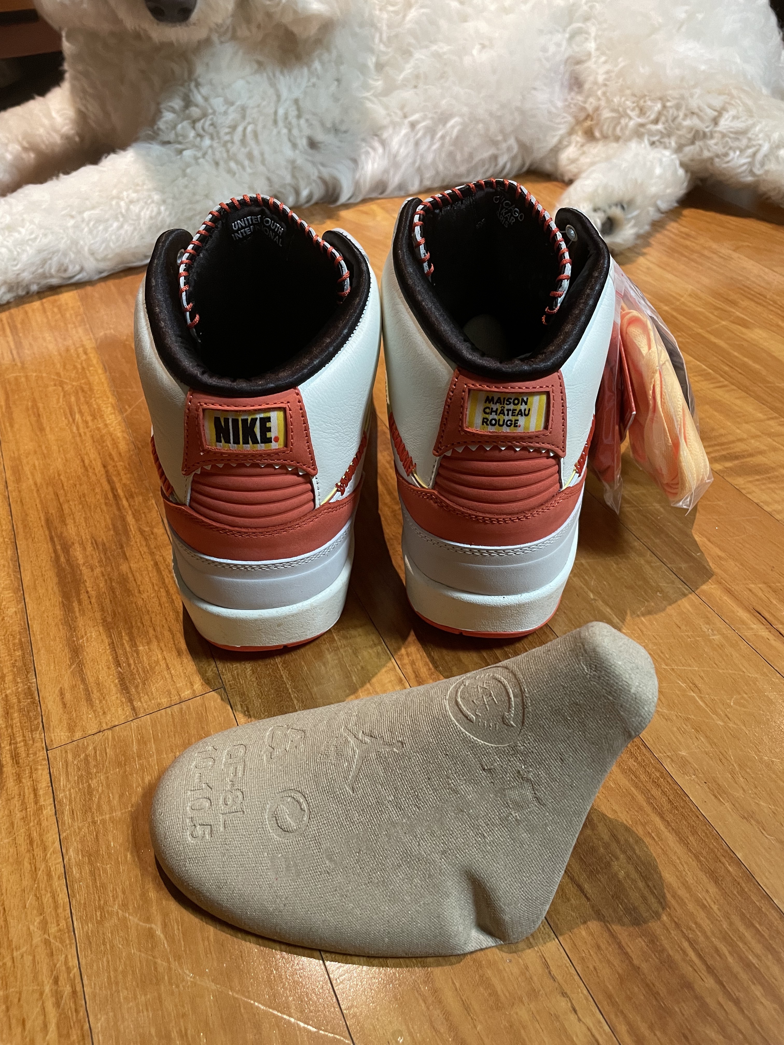 Jordan 2 x Maison Chateau Rouge Retro SP Orange and Sail 착용 스타일 - 3
