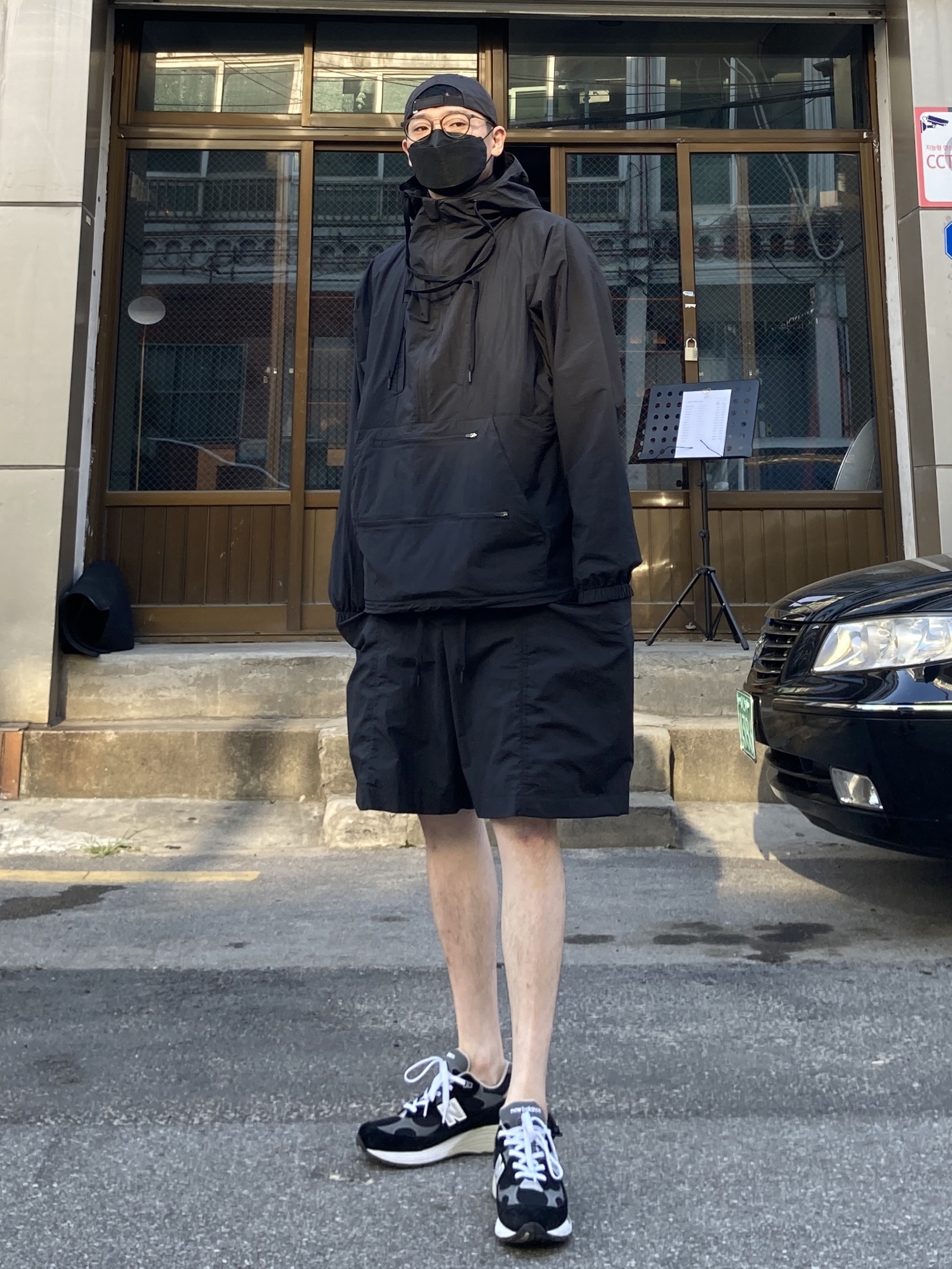 New Balance 992 Made in USA Black Grey 착용 스타일 - 1