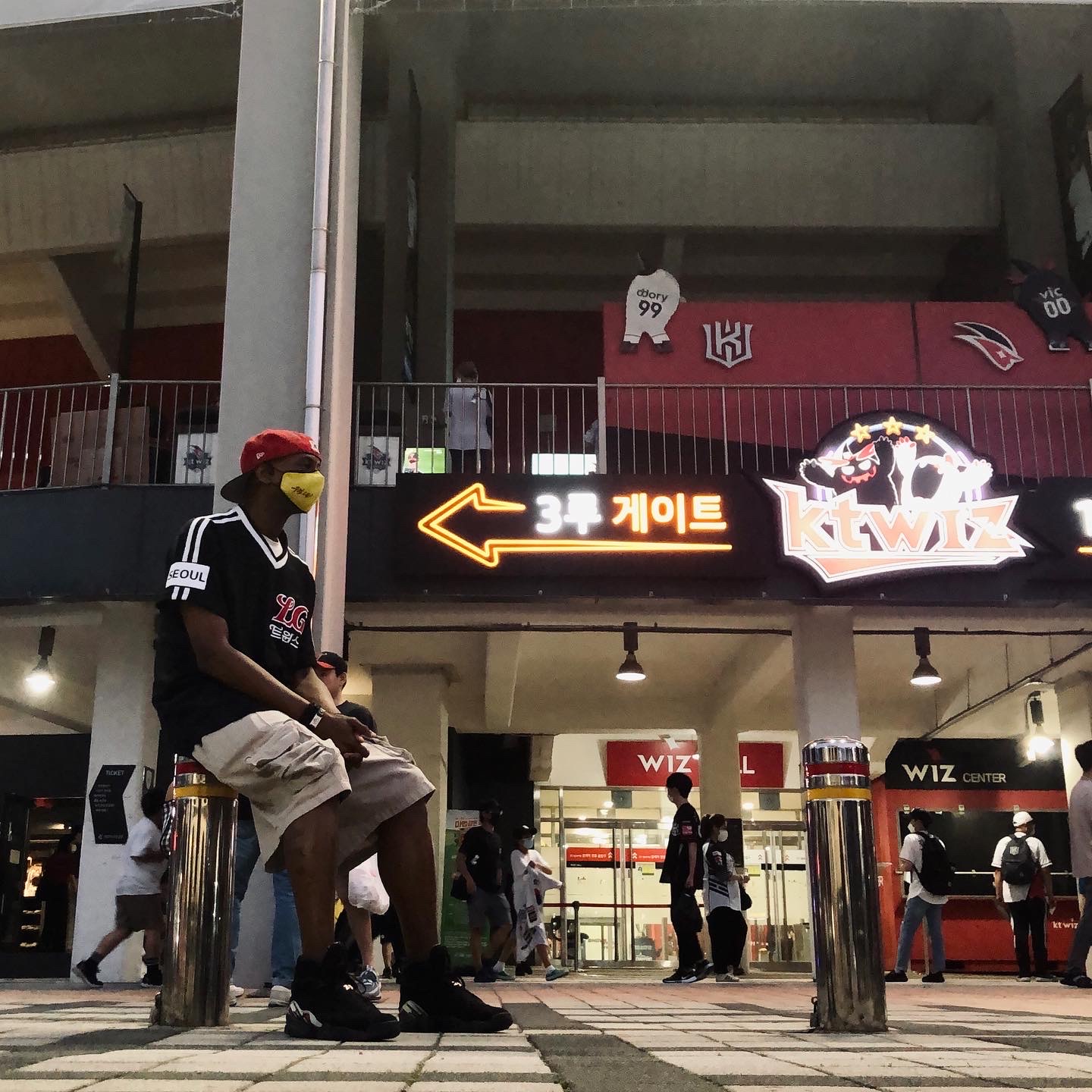 Jordan 8 Retro Playoffs 2013 착용 스타일