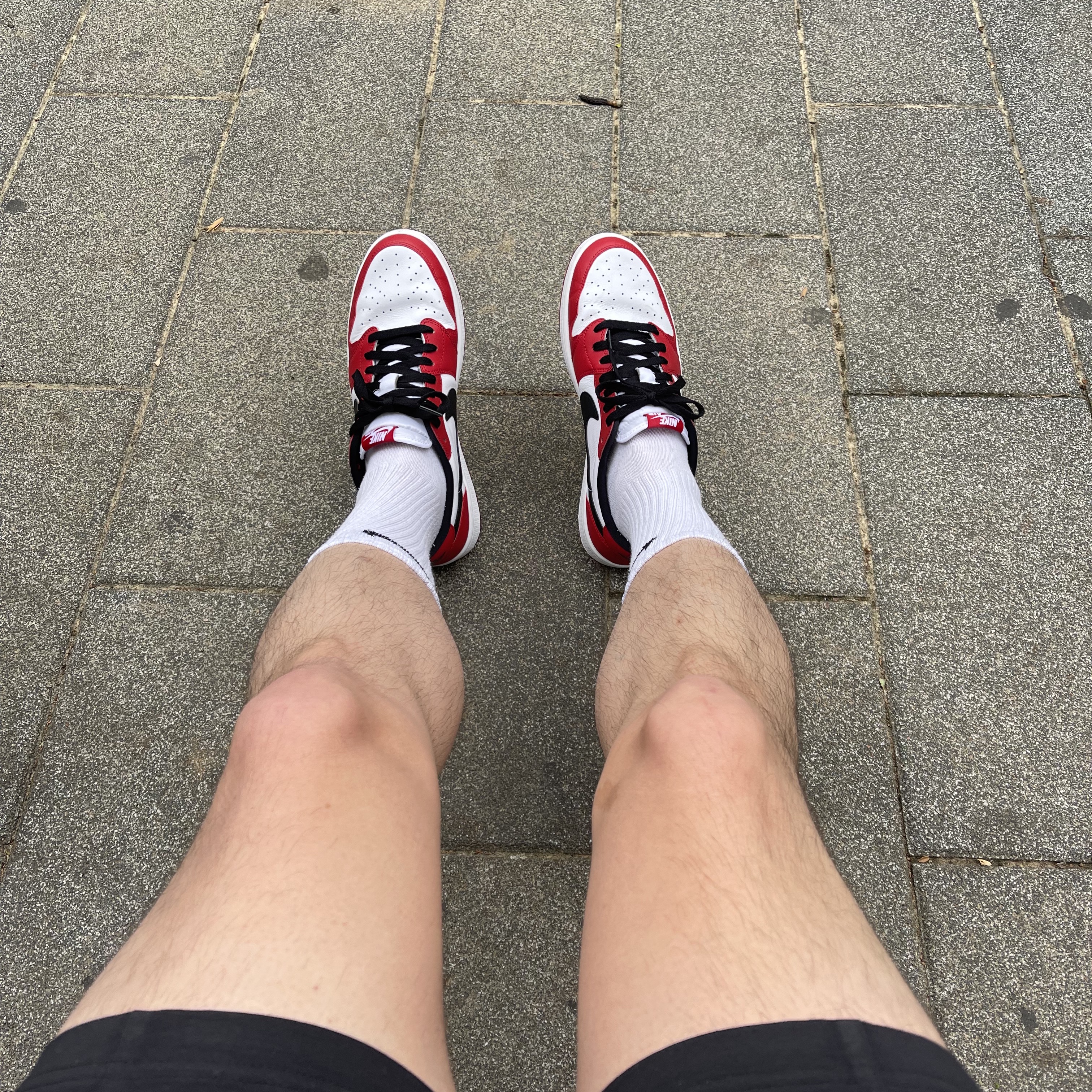Jordan 1 Retro Low OG Chicago 2016 착용 스타일 - 1