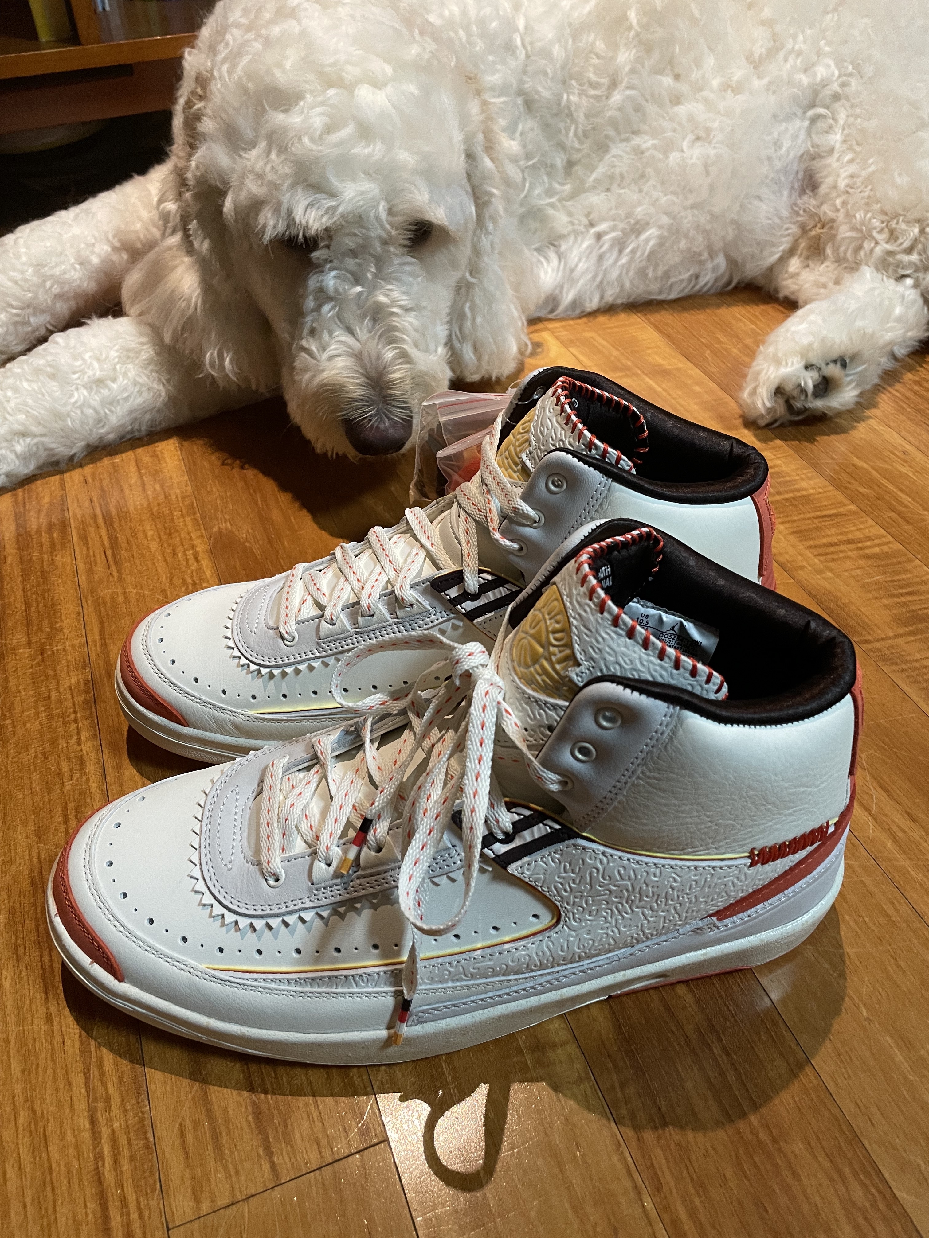 Jordan 2 x Maison Chateau Rouge Retro SP Orange and Sail 착용 스타일 - 1